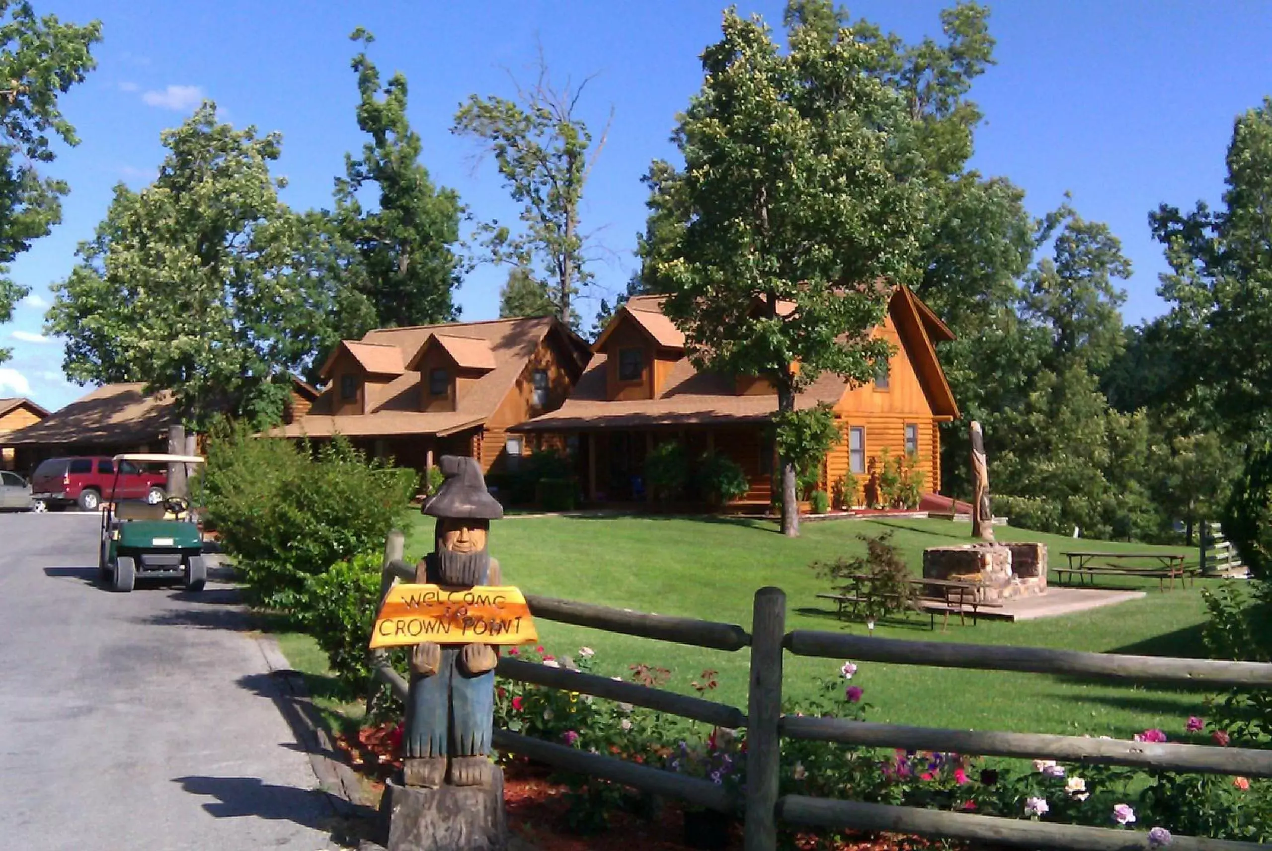 Three-Bedroom Chalet in Crown Lake Resort & RV Three-Bedroom Chalet in Crown Lake Resort & RV