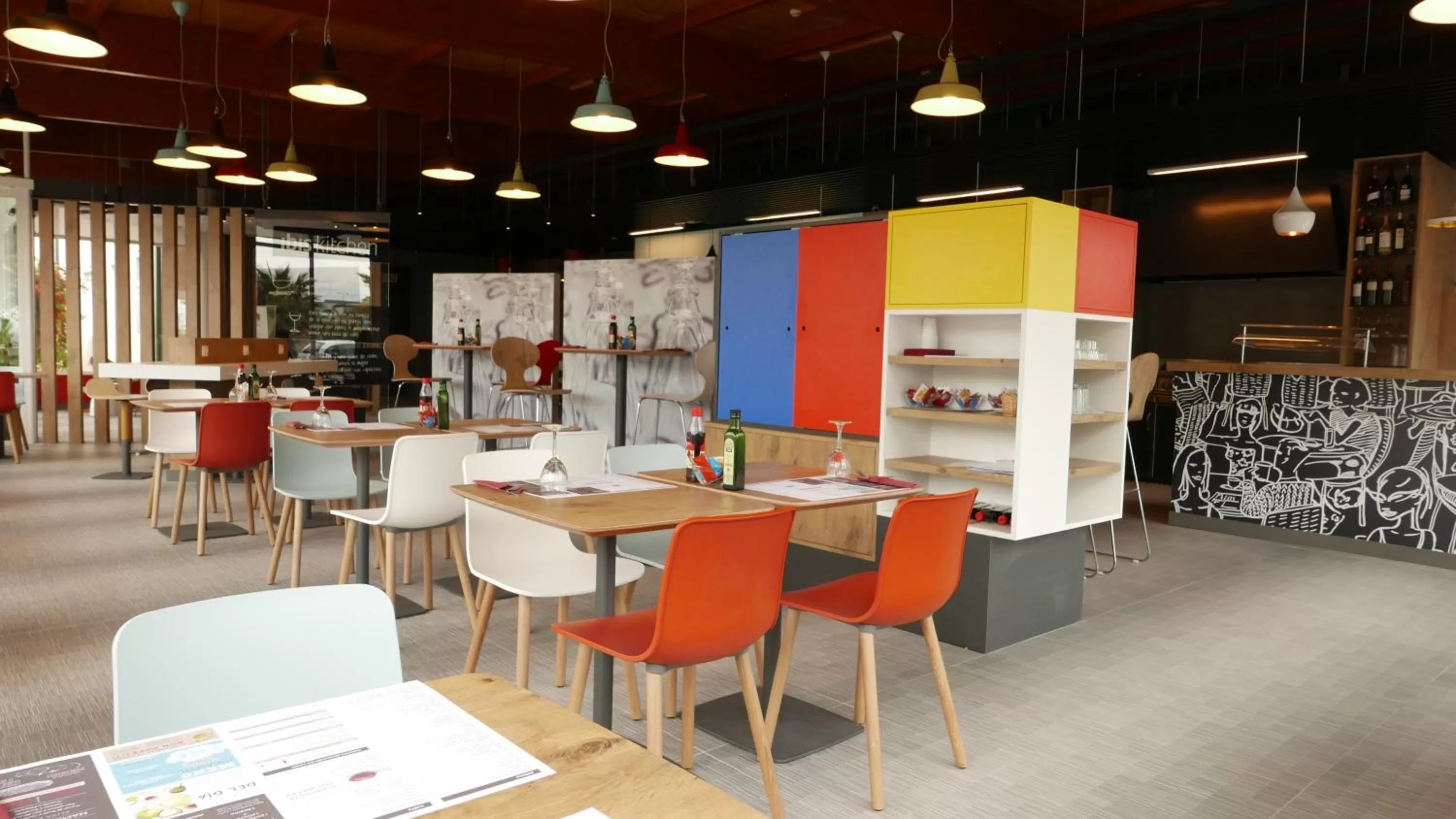 Restaurant/places to eat in Ibis Hotel Alicante