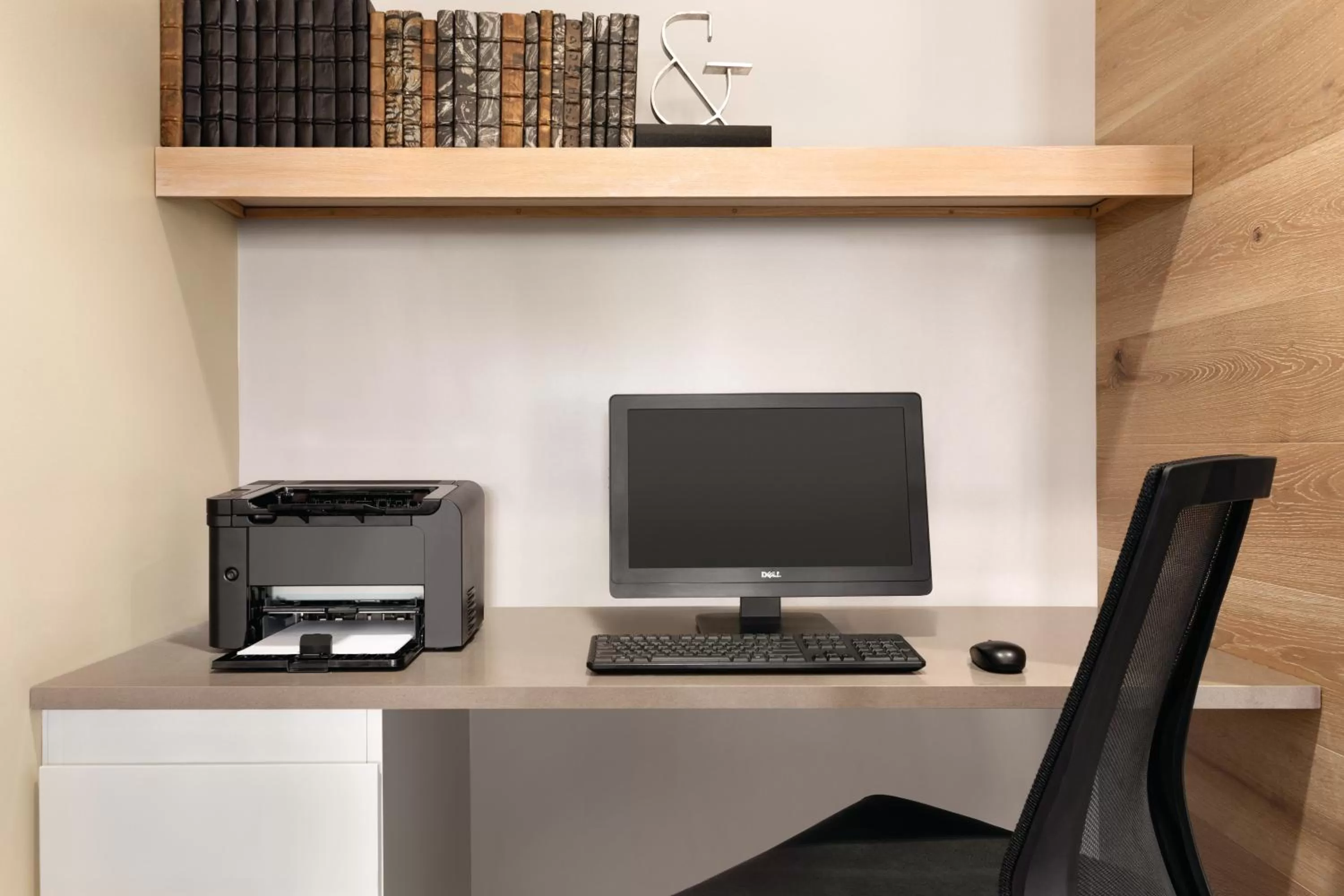 Business facilities in Country Inn & Suites by Radisson, Brooklyn Park - Brooklyn Center, MN