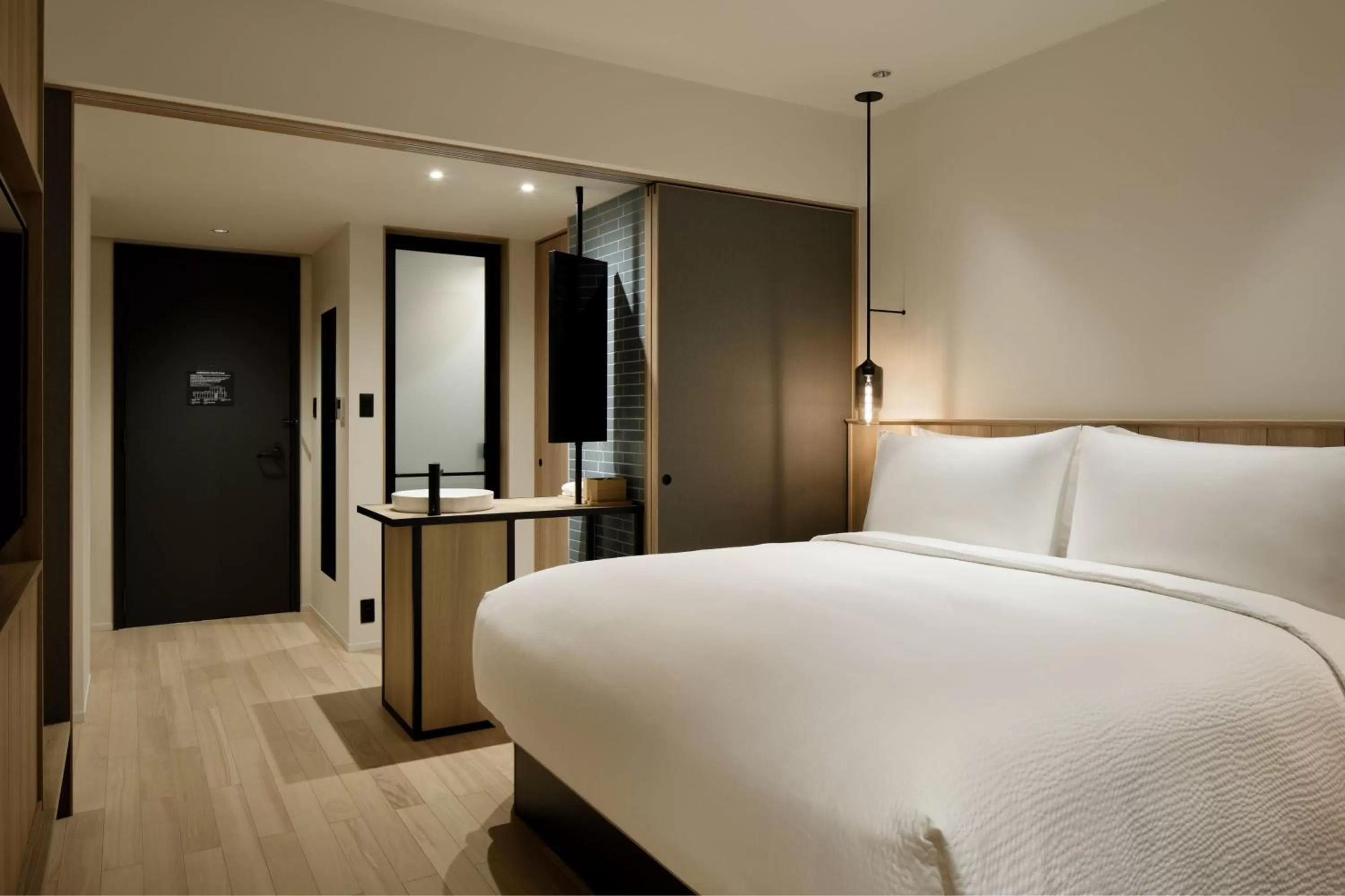 Photo of the whole room, Bed in Fairfield by Marriott Gifu Seiryu Satoyama Park