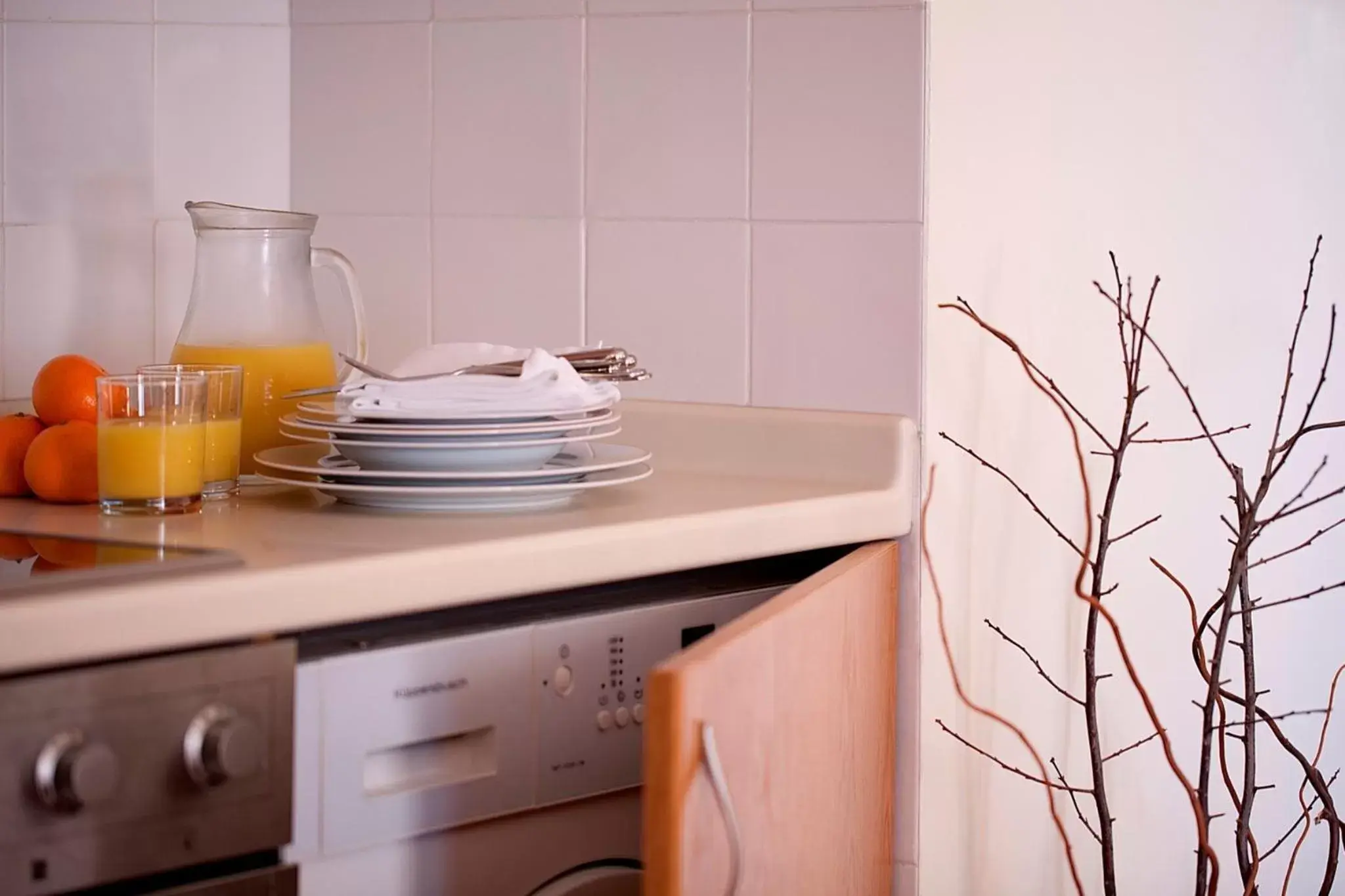 One-Bedroom Apartment with Sea and Pool View in MS Aparthotel One-Bedroom Apartment with Sea and Pool View in MS Aparthotel