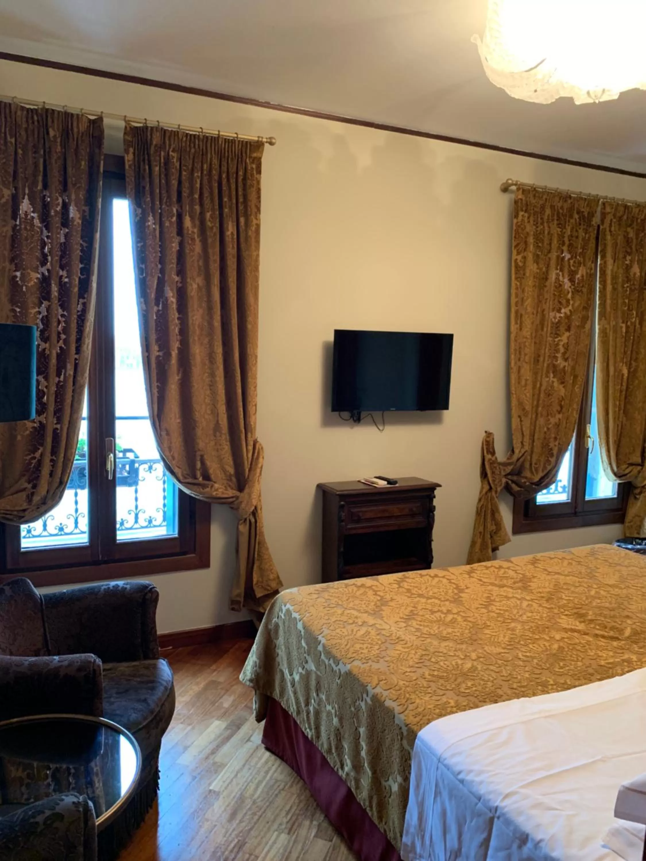 Bed in Hotel La Calcina