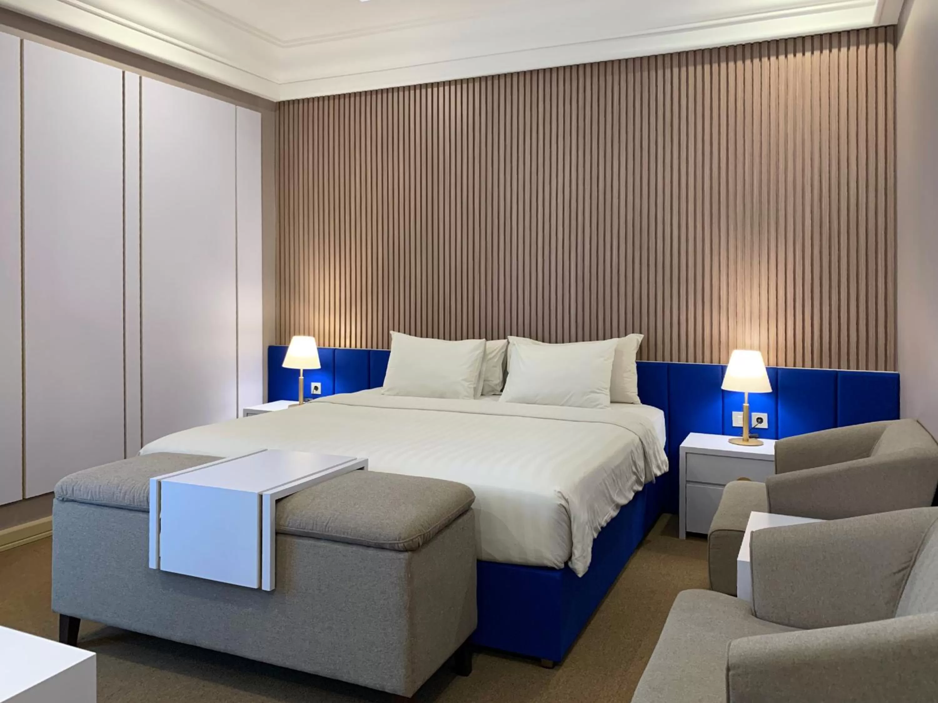 Executive Suite in Madina Inn Hotel