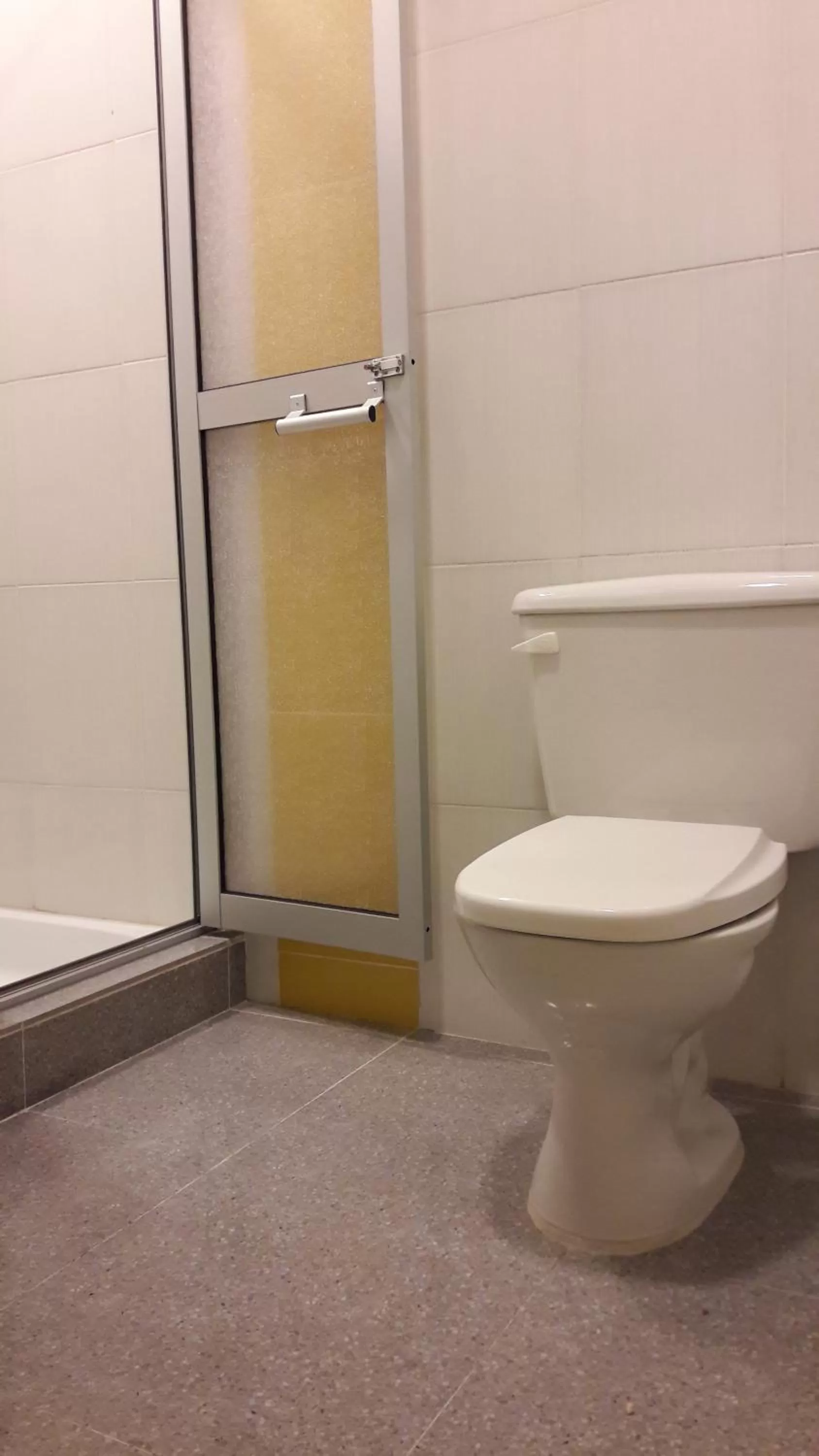 Bathroom in Apart Serma Hotel