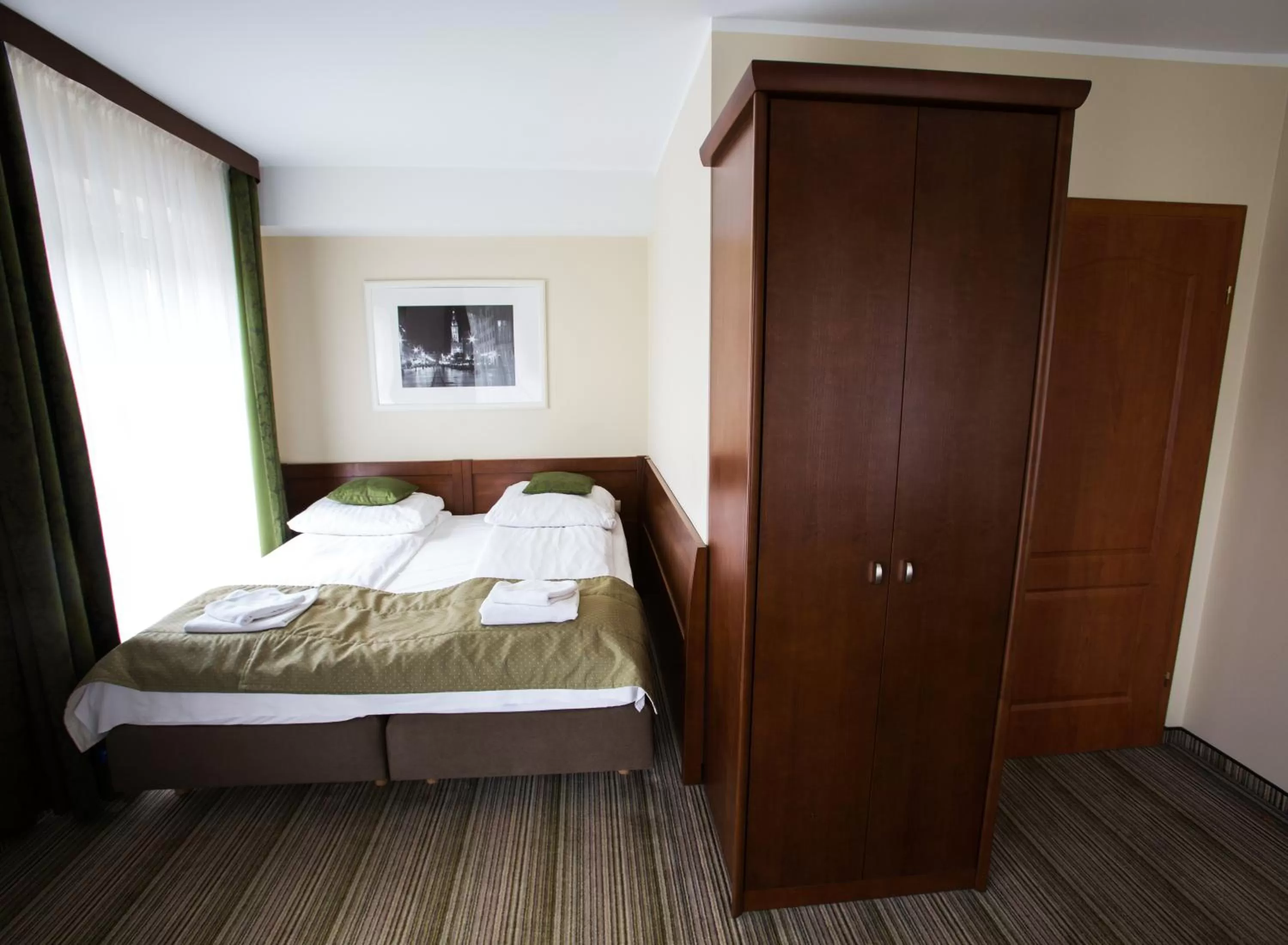 Bedroom, Bed in Villa Palladium