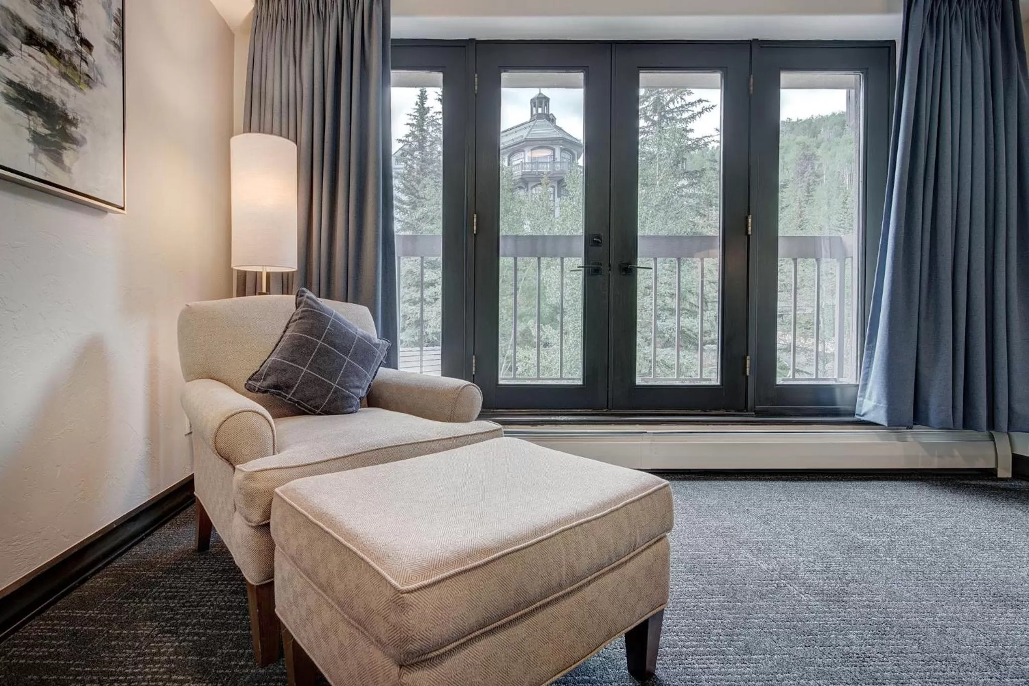 Photo of the whole room in The Pines Lodge, a RockResort, by Vail Resorts