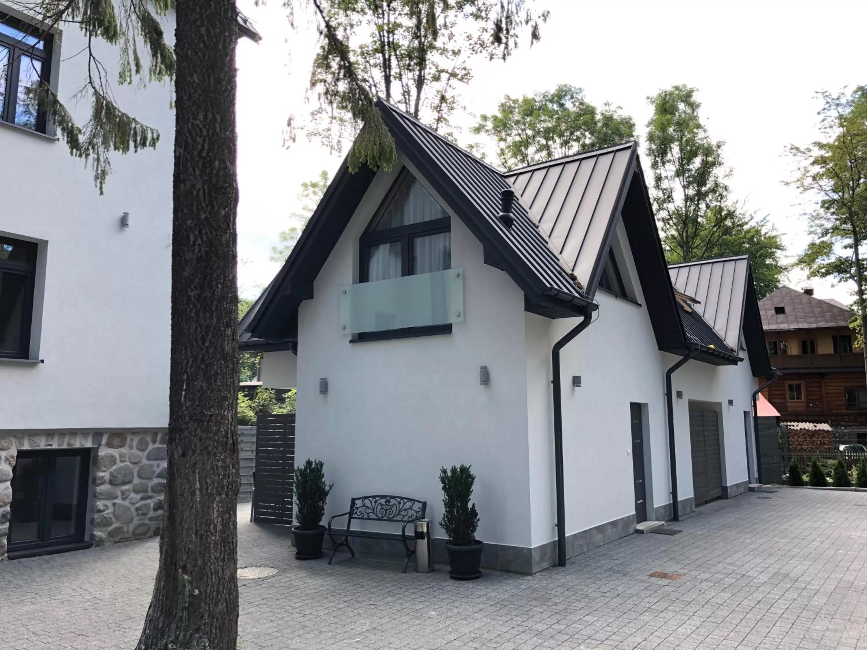 Property Building in Jagiellońska Residence