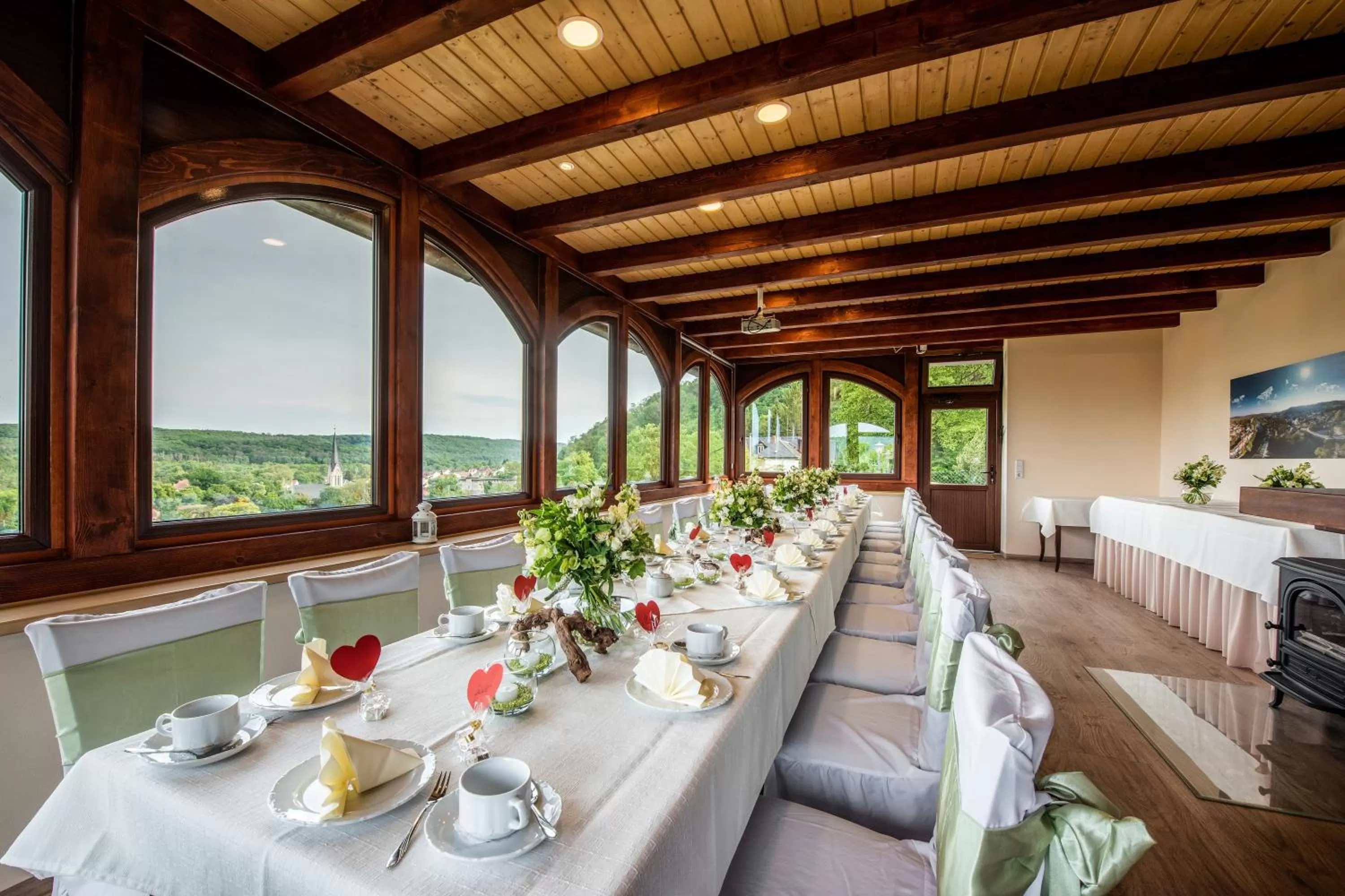 Restaurant/places to eat in Flair Hotel Villa Ilske