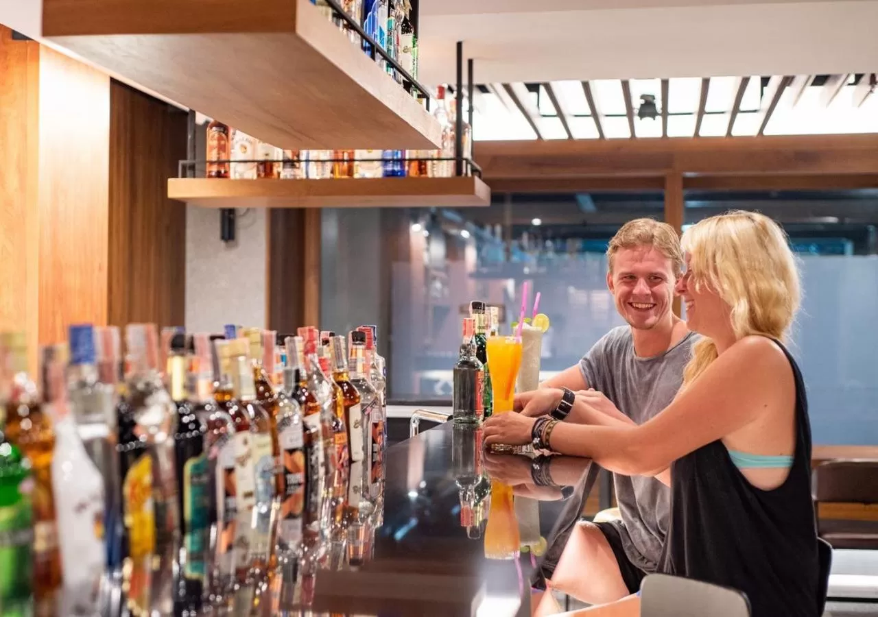 Lounge or bar in D&D Inn Khaosan