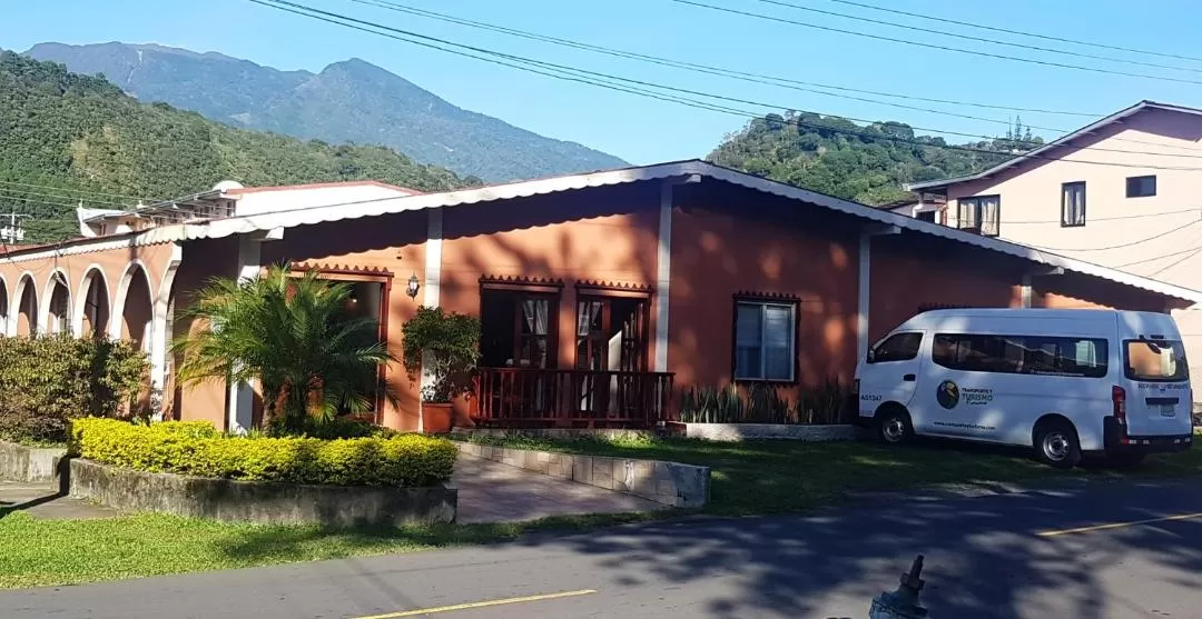 Property Building in Hotel Rebequet