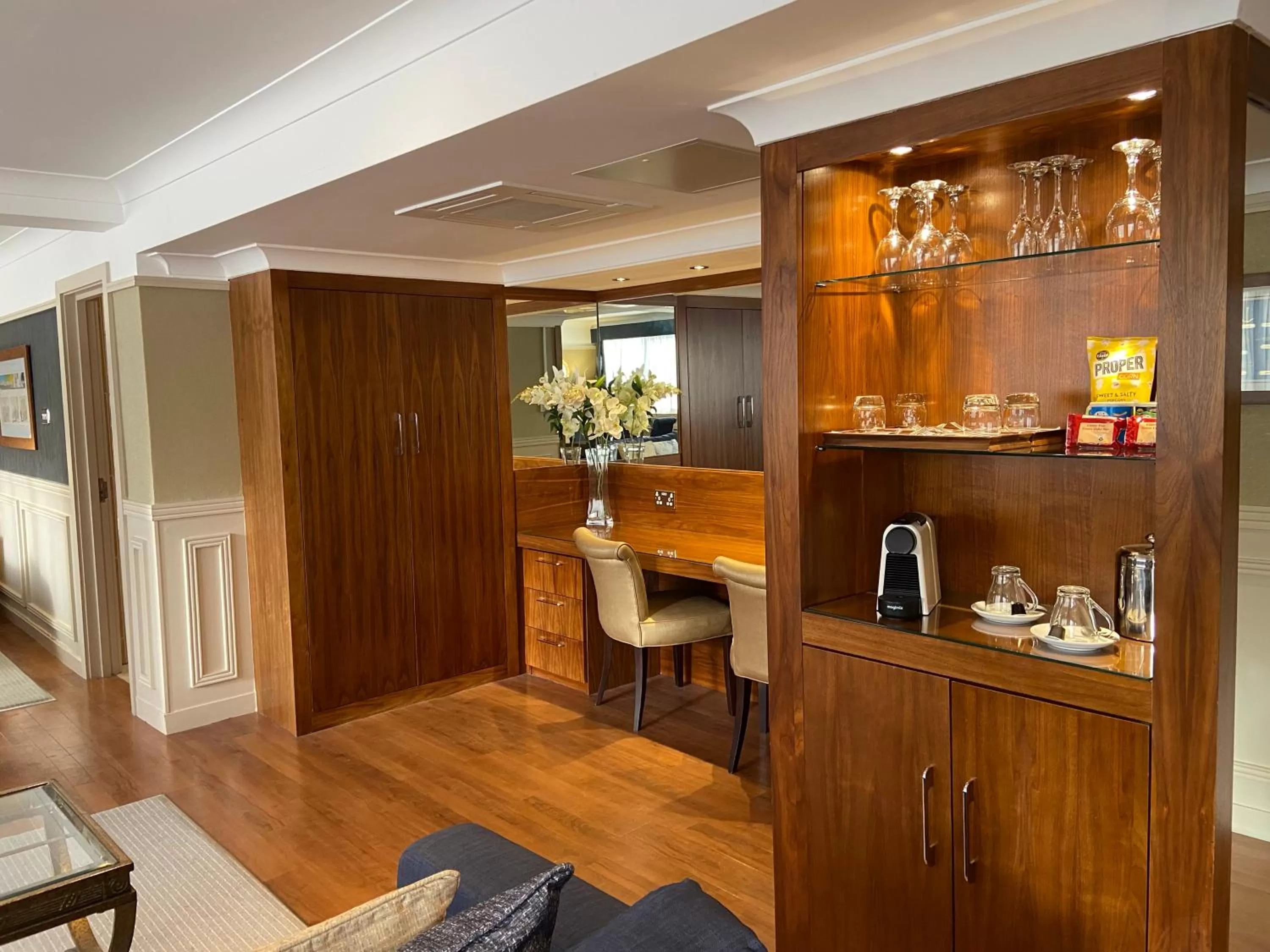 Coffee/tea facilities in The Liner at Liverpool