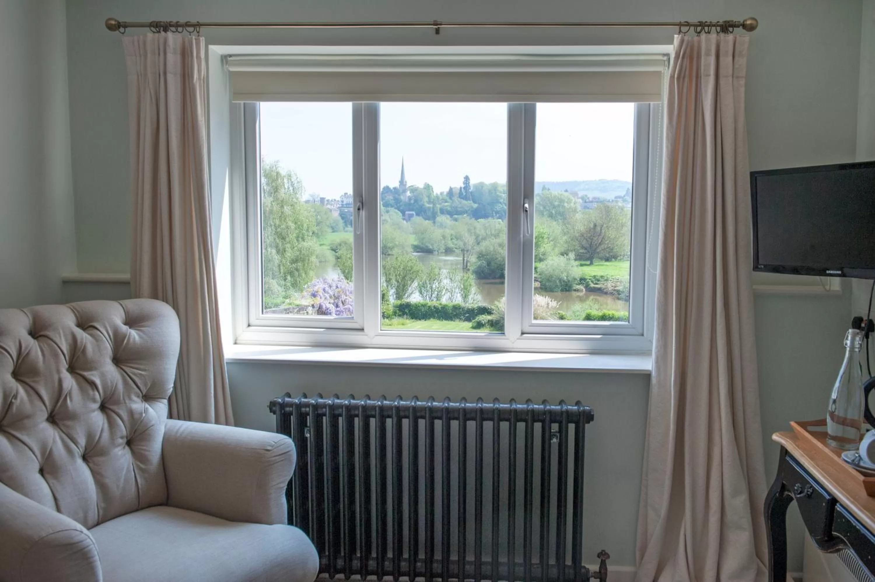 Day in The Bridge House