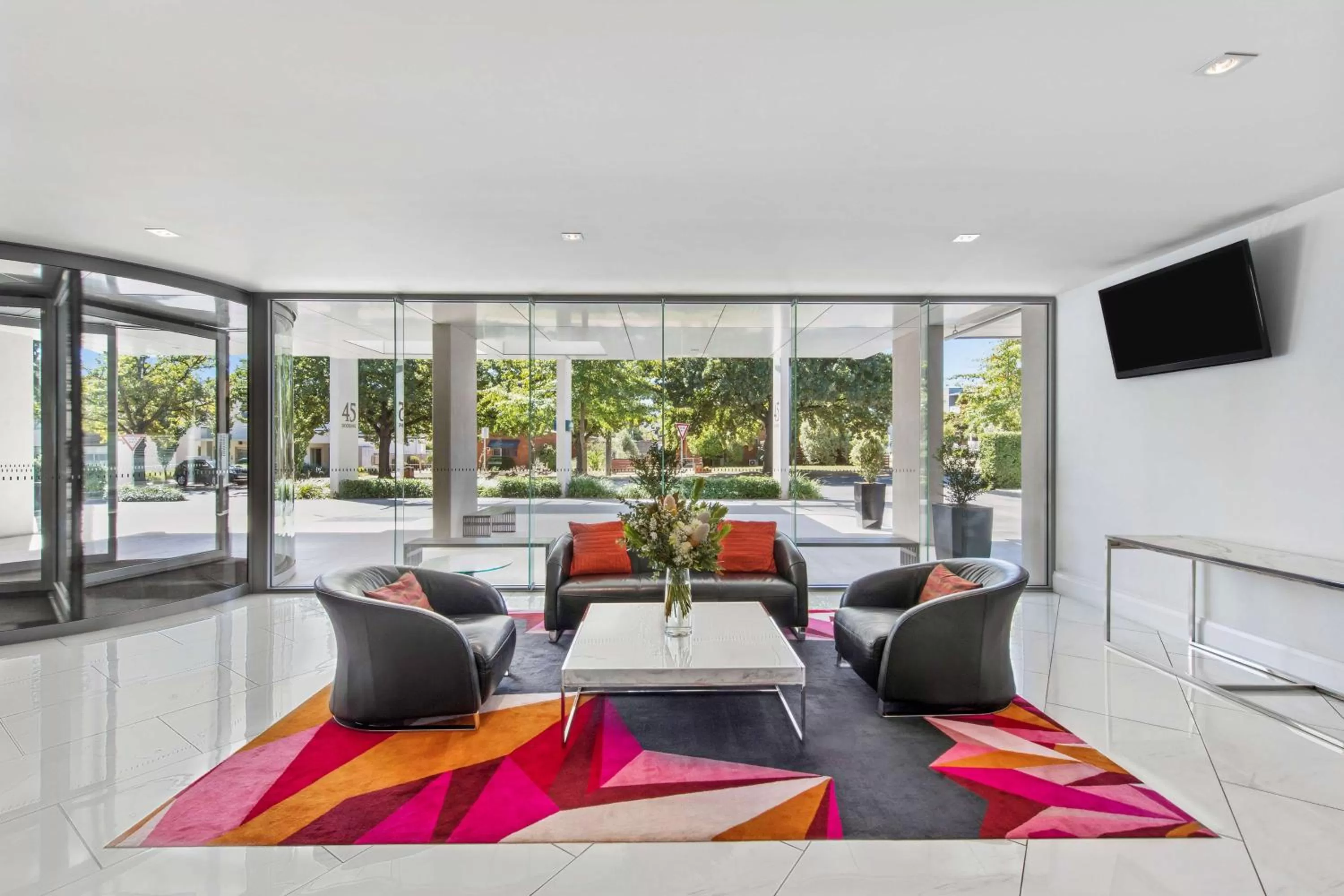 Lobby or reception in Adina Serviced Apartments Canberra Dickson