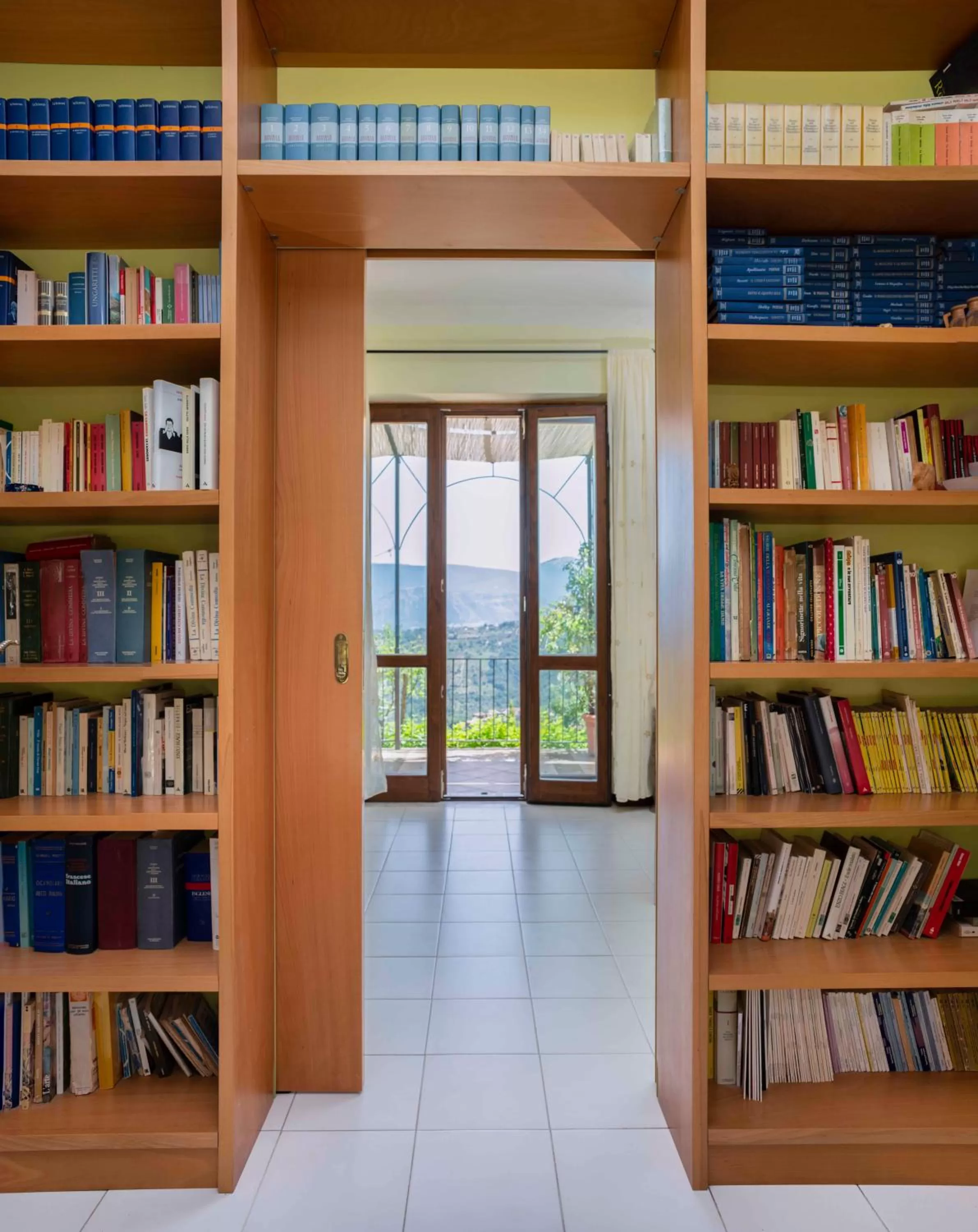 Library in B&B Albachiara Casa di Campagna