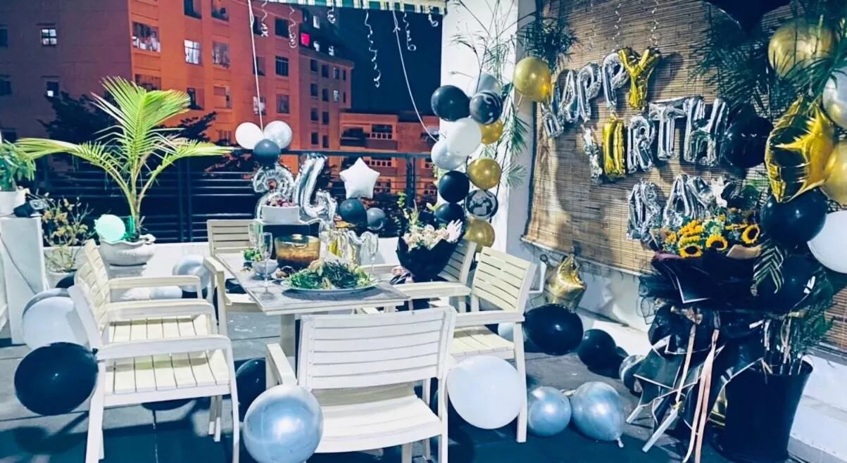 Restaurant/Places to Eat in CHEZ LOTUS VN