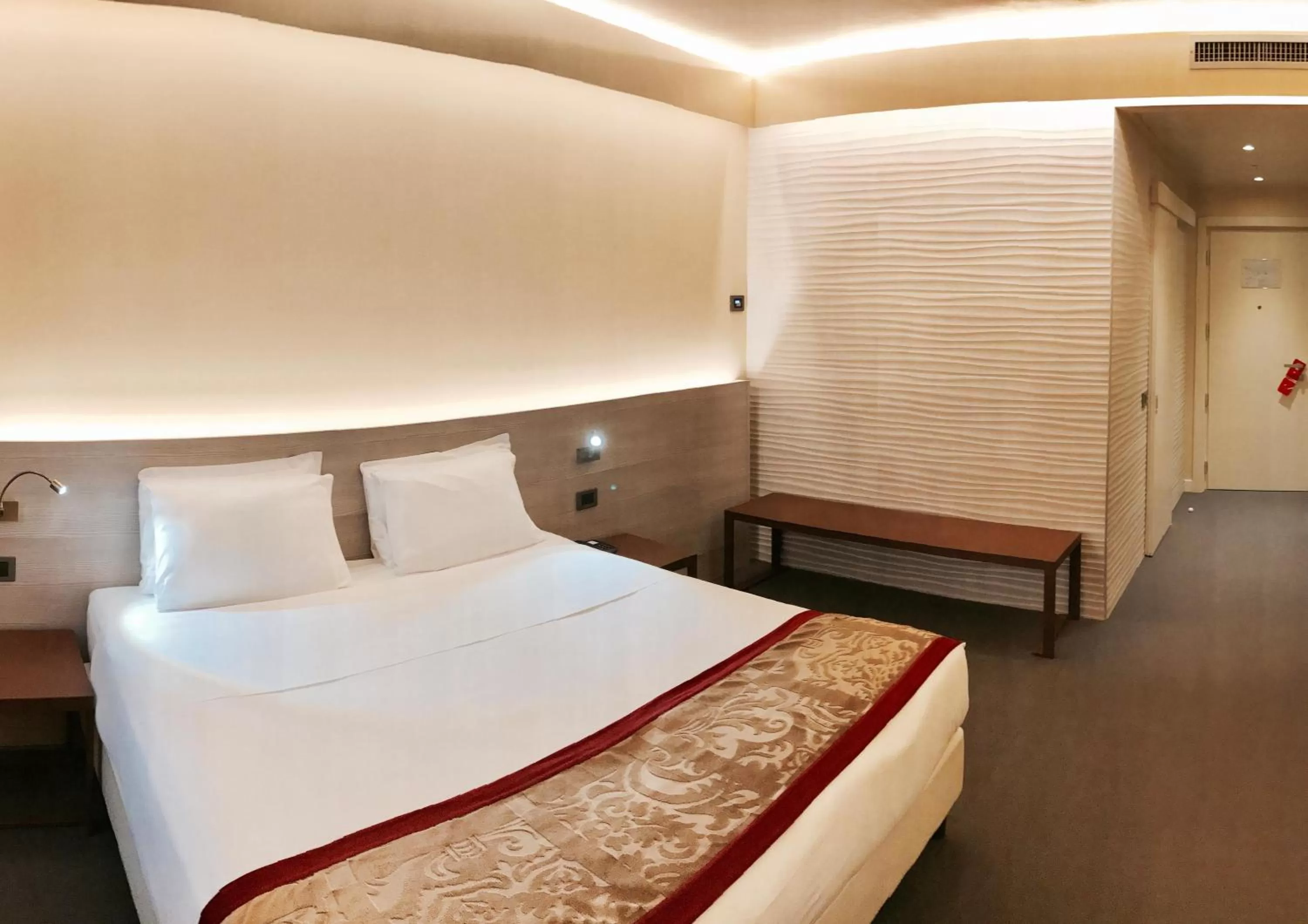 Bed in Antony Hotel - Venice Airport