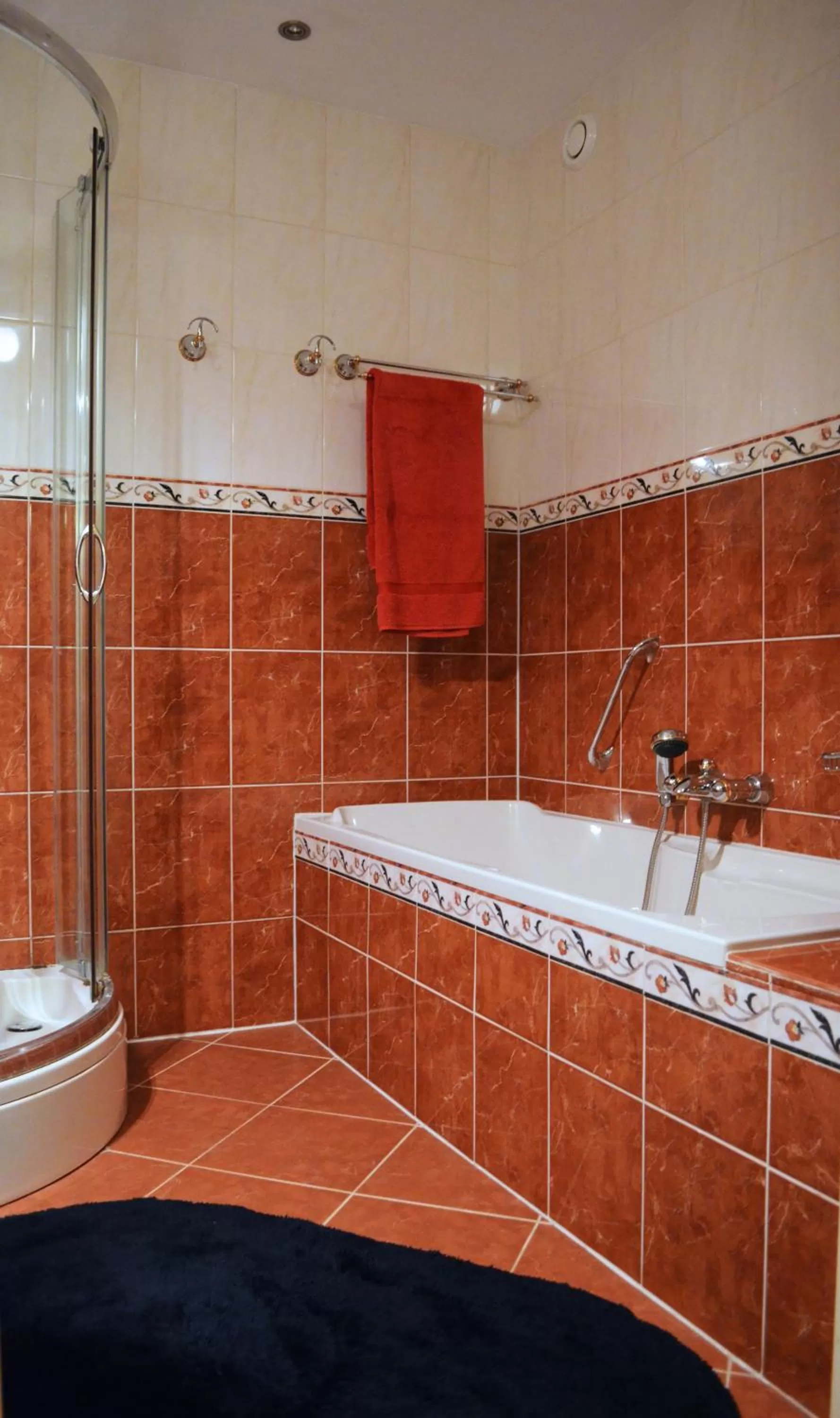 Bathroom in Weena House