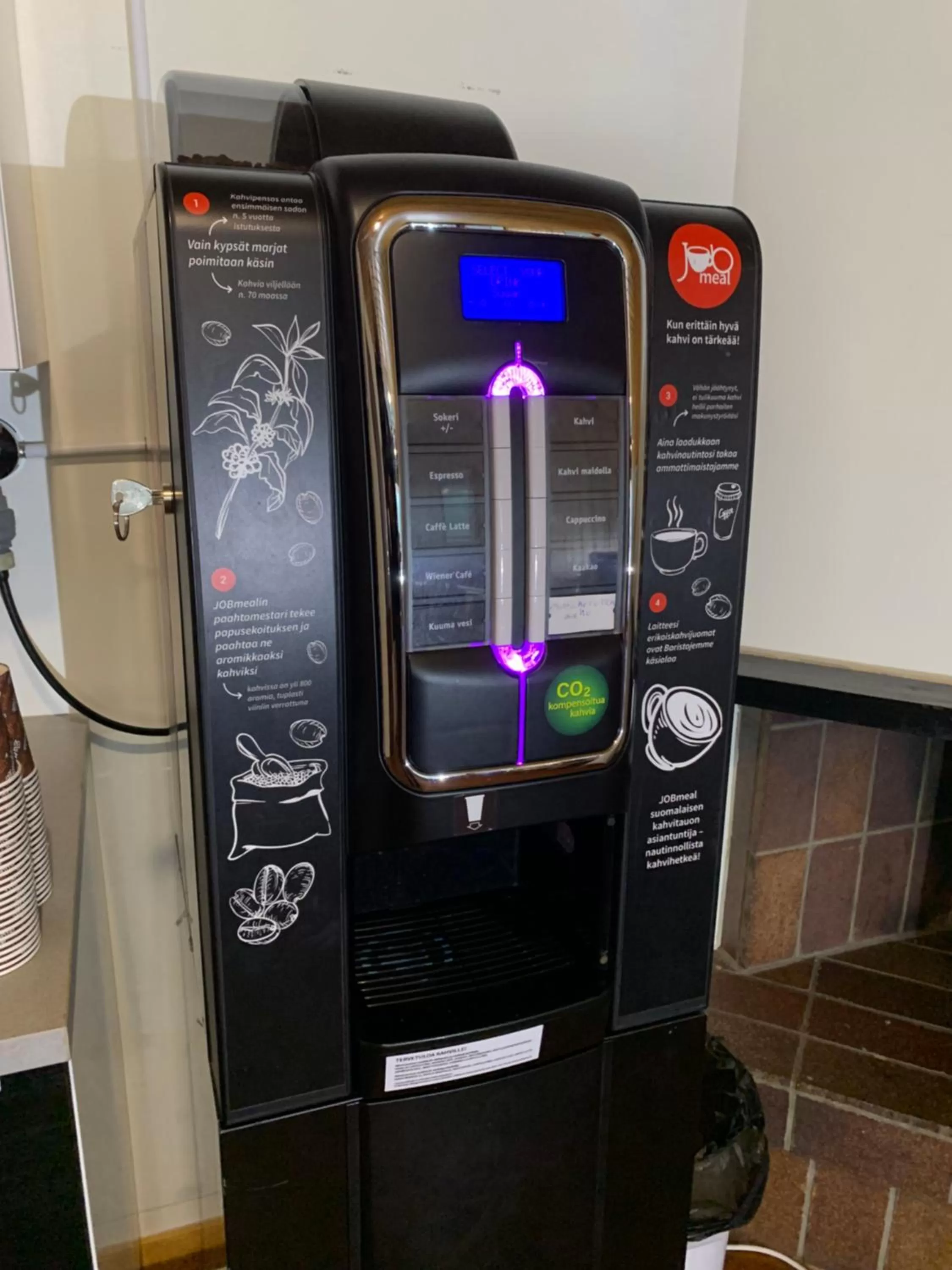 Kitchen or kitchenette, Bathroom in Hotelli Uninen Äänekoski