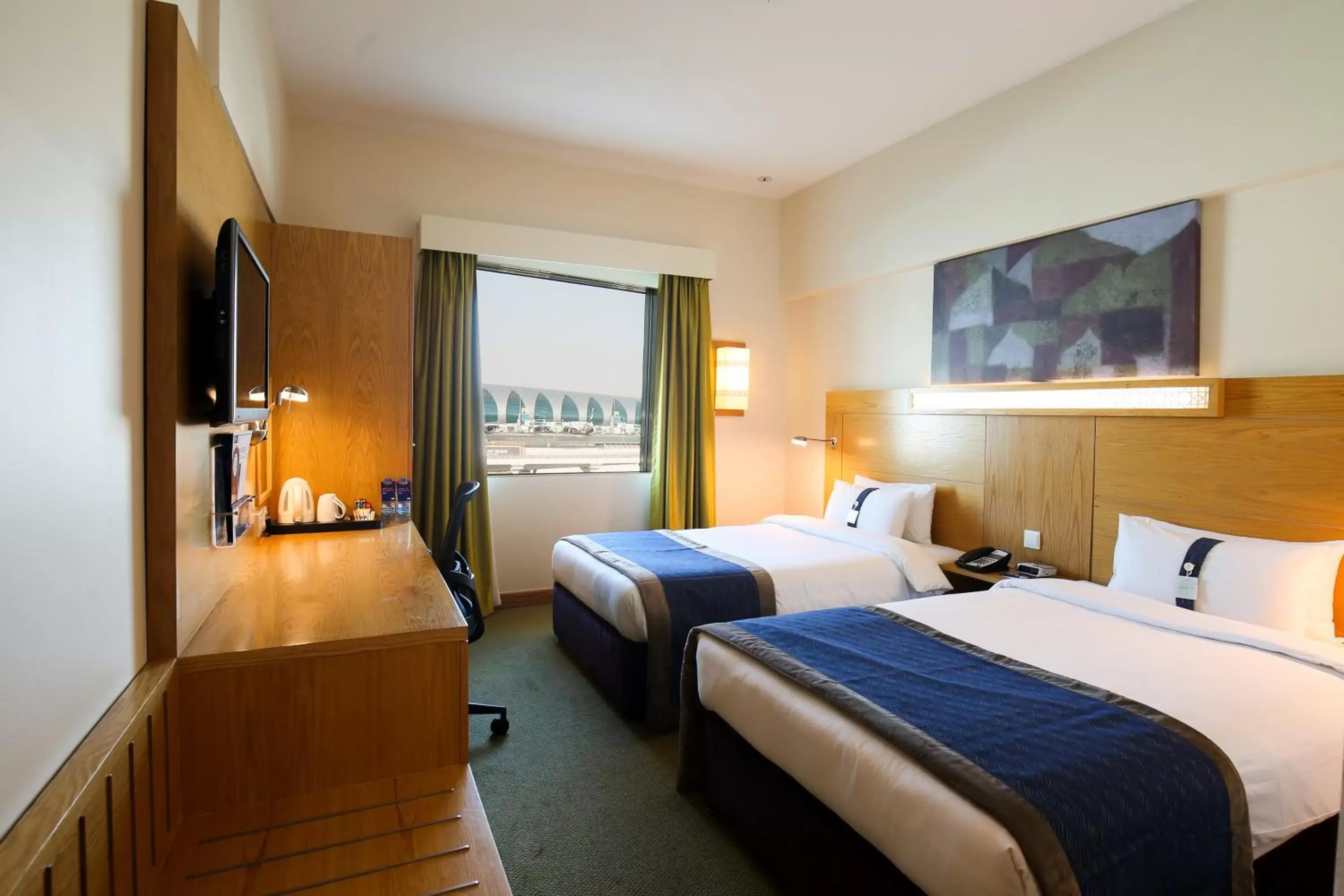 Twin Room - Smoking (Free Shuttle Bus to Airport Terminal 1&3, Al Mamzar Beach, DFC Mall, Dubai Mall)) in Holiday Inn Express Dubai Airport, an IHG Hotel Twin Room - Smoking (Free Shuttle Bus to Airport Terminal 1&3, Al Mamzar Beach, DFC Mall, Dubai Mall)) in Holiday Inn Express Dubai Airport, an IHG Hotel