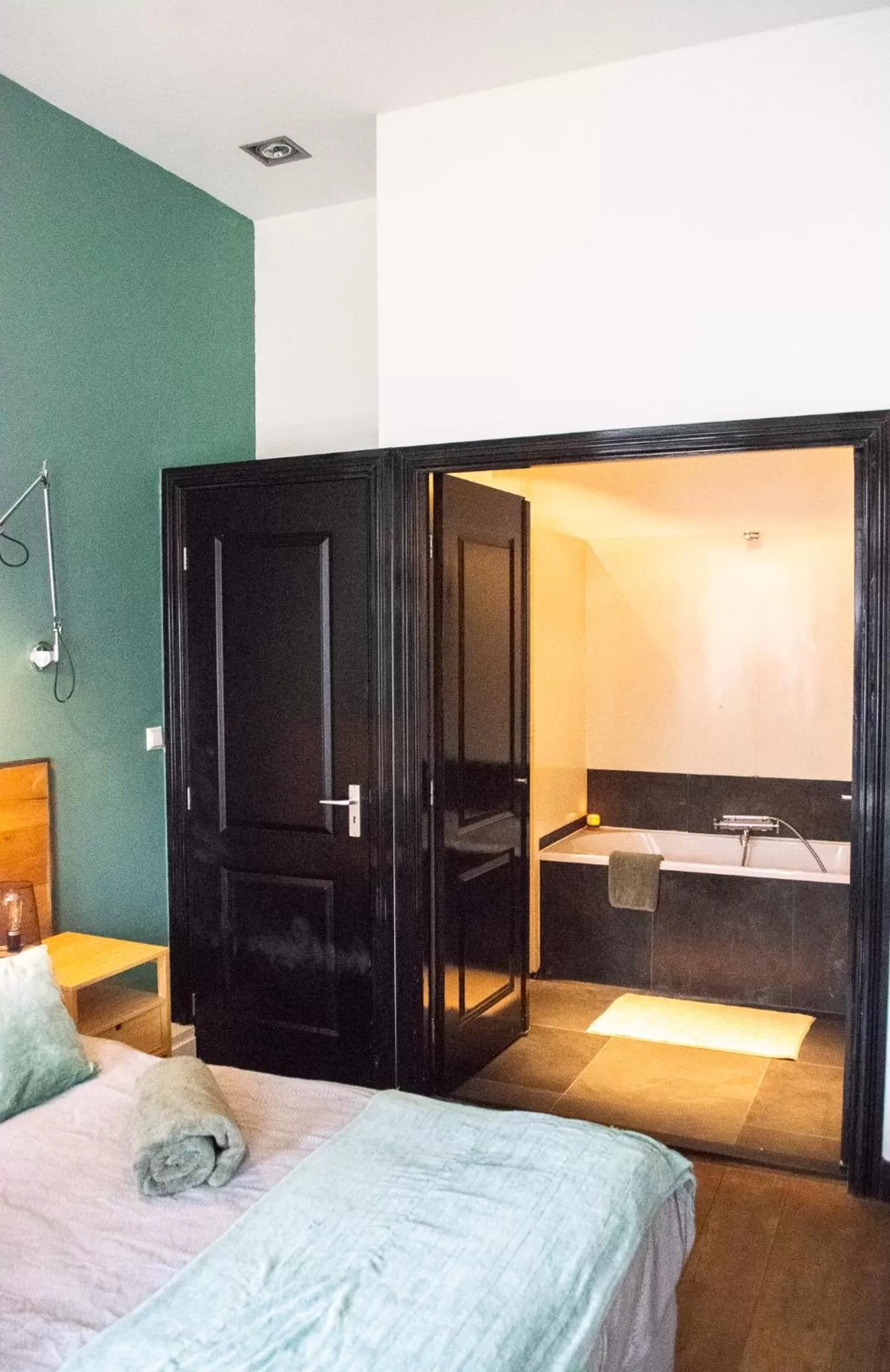 Bed in PERFECT B&B MIDDLE OF AMSTERDAM