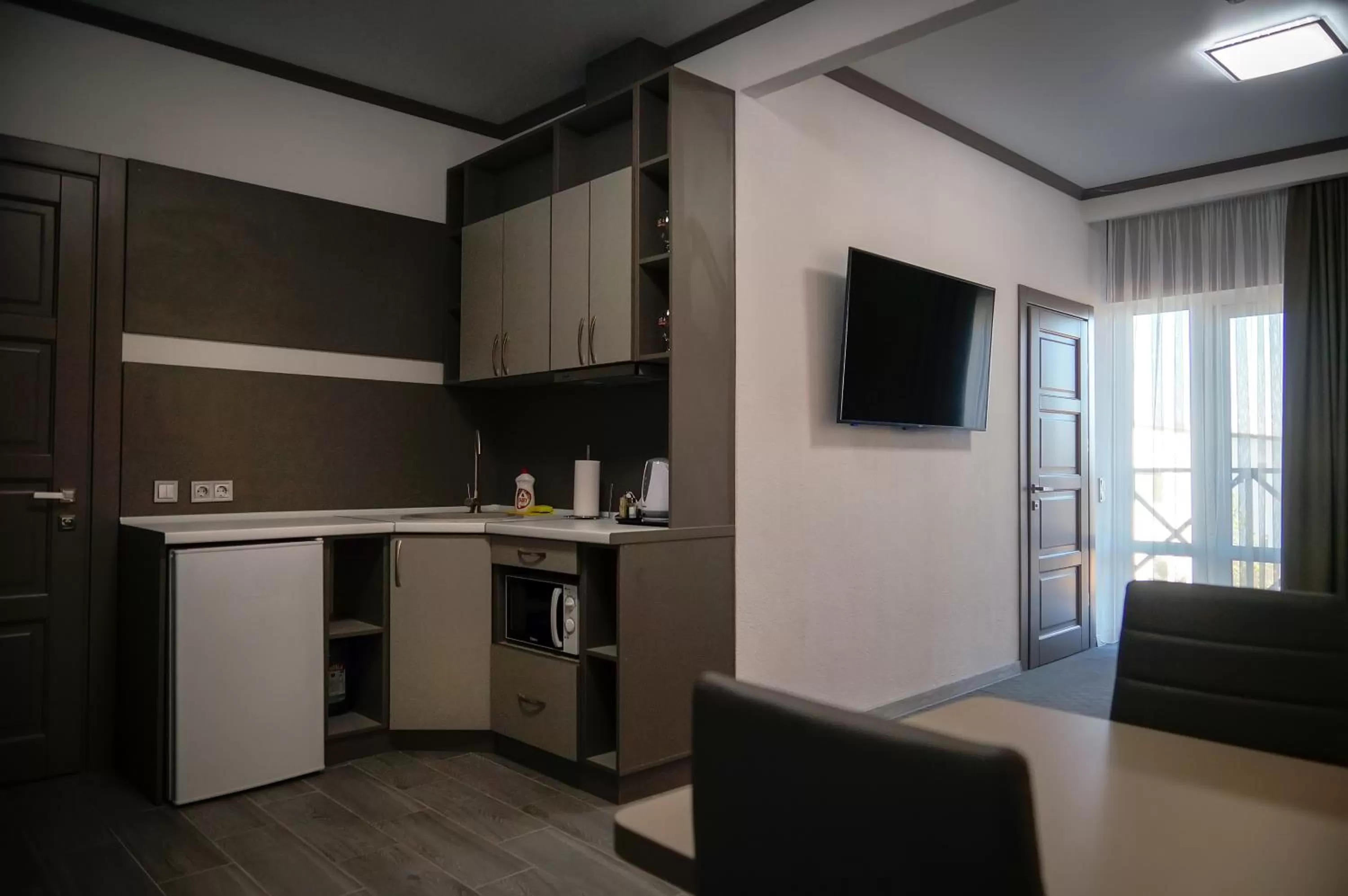 Kitchen/Kitchenette in Delta Hotel