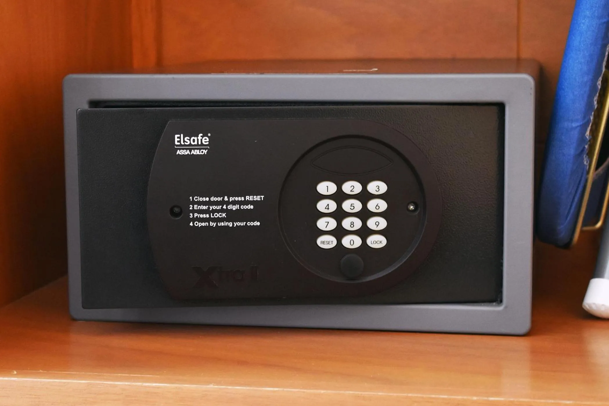 Bedroom in La Posada Hotel y Suites