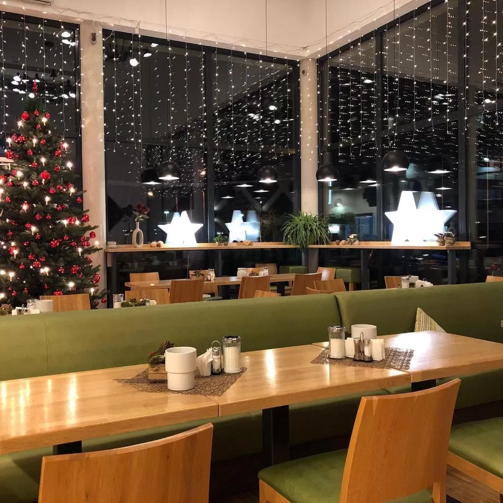 Breakfast in Hotel Alea City