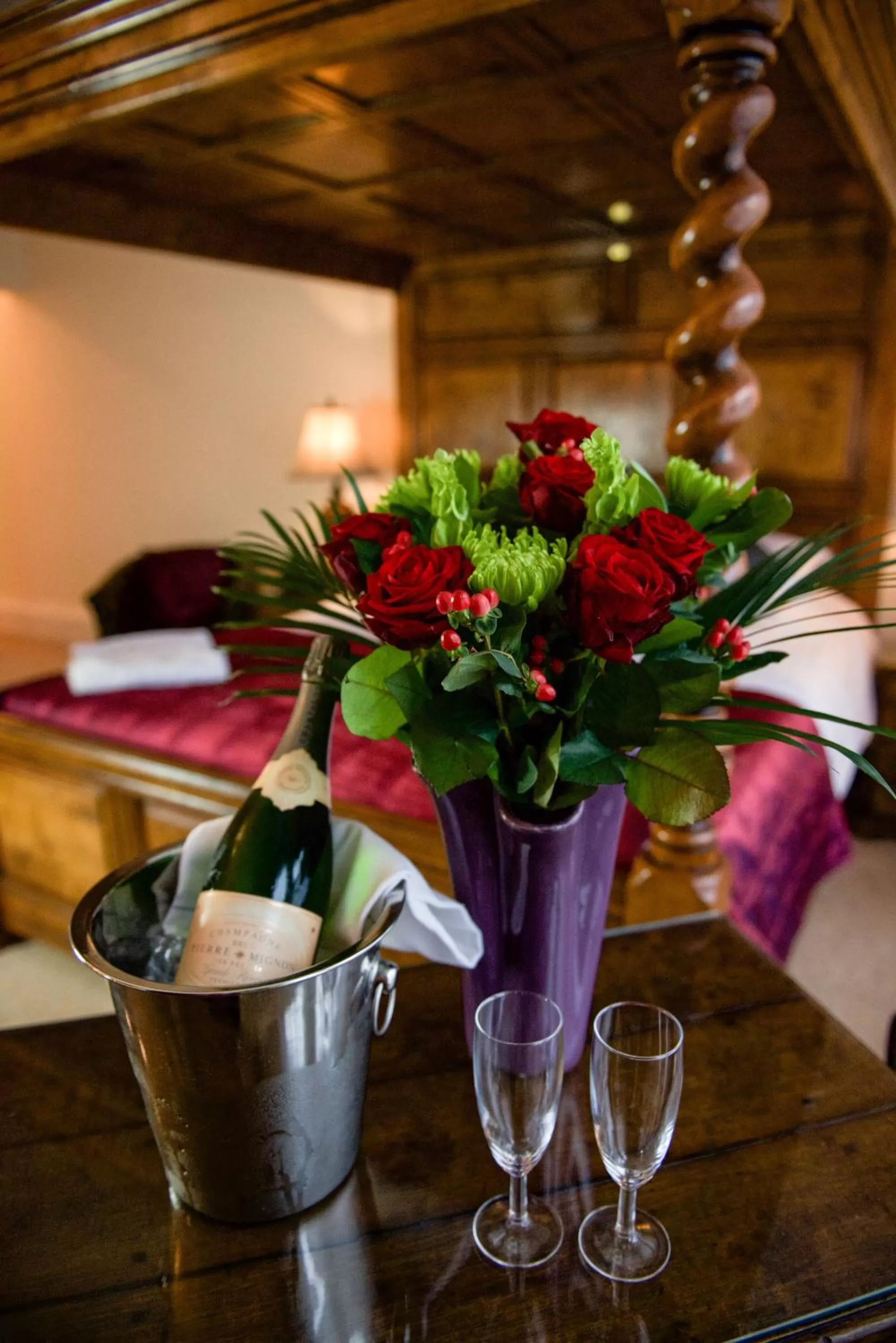 Bedroom in The Black Boy Inn