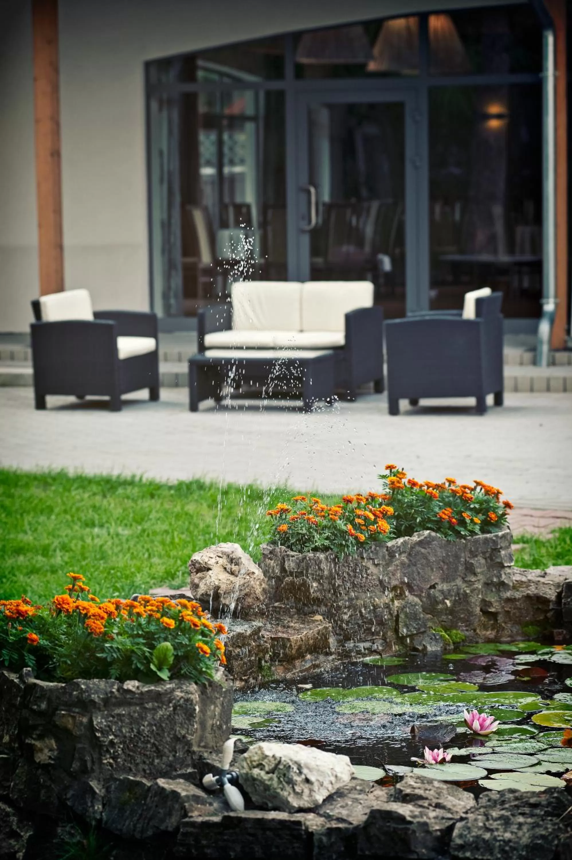 Garden in Dworek Pokoje Gościnne