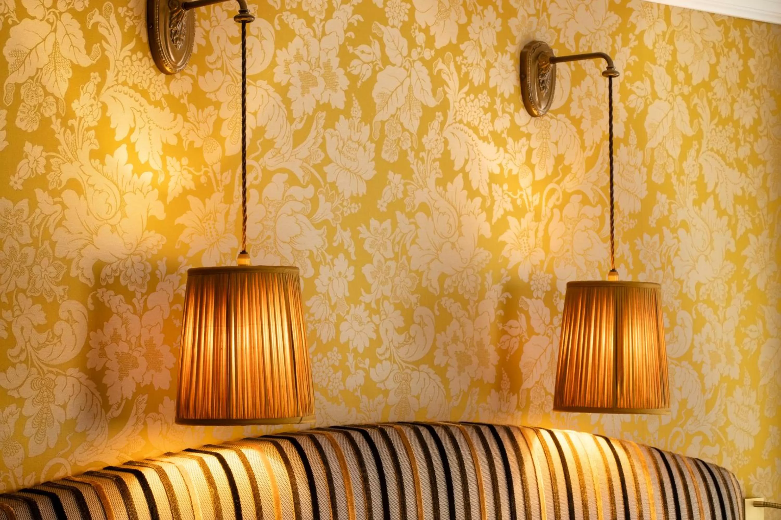 Bedroom, Bed in Odeon Hotel