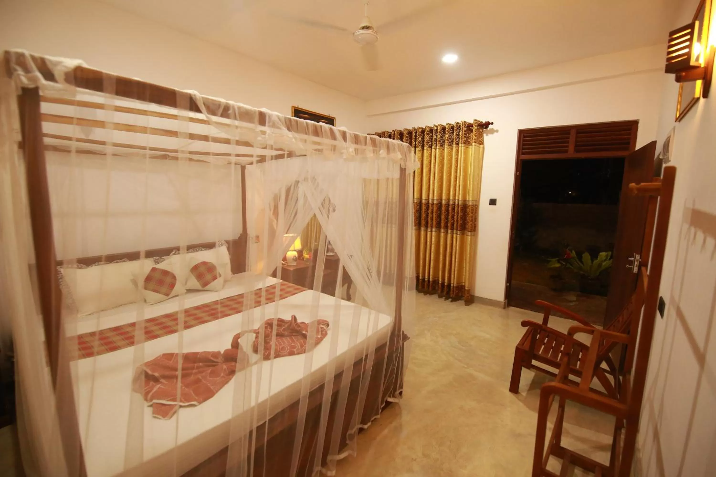 Bed in Surf Orchid Villa
