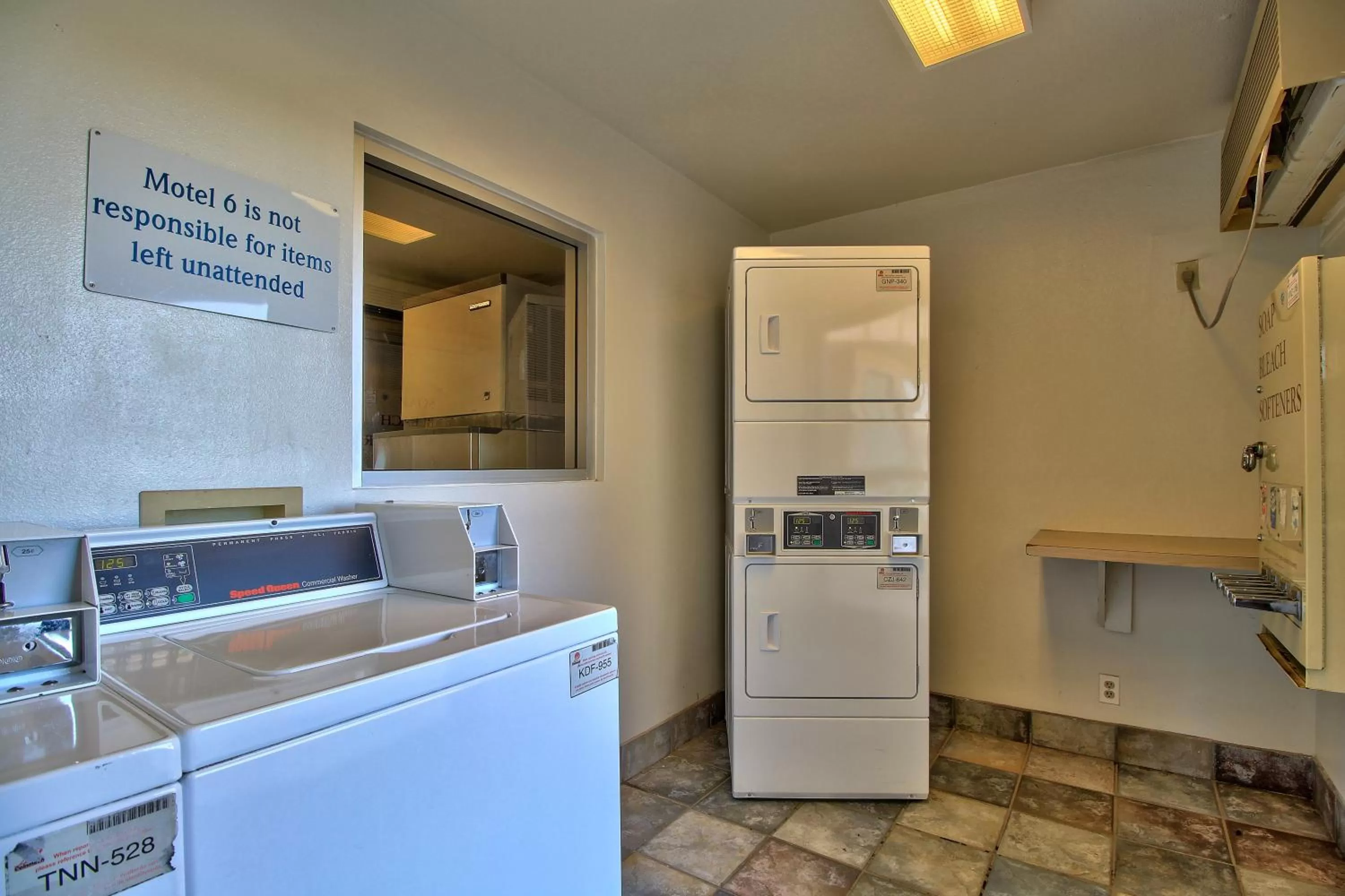 Area and facilities in Motel 6-Douglas, AZ