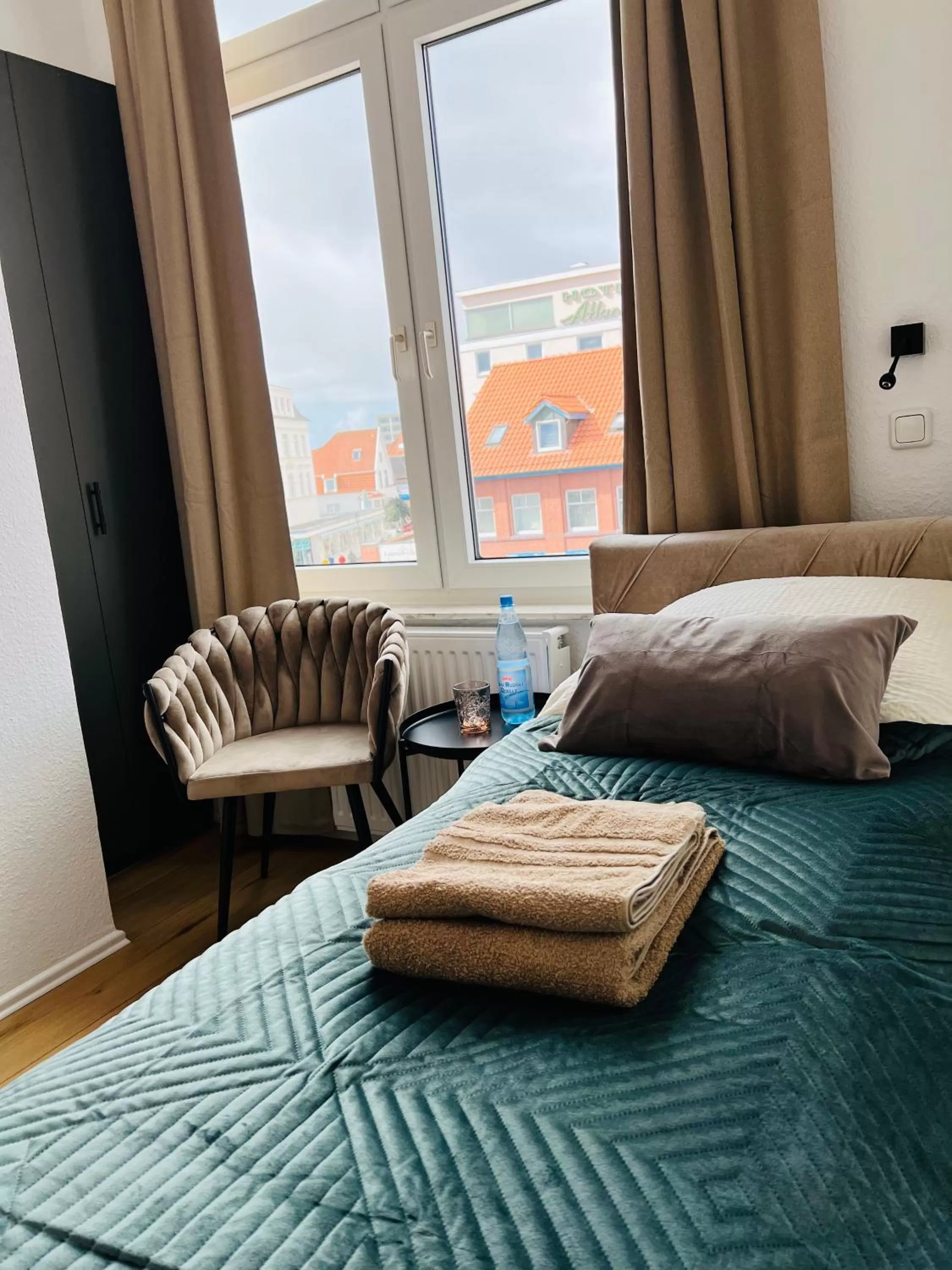 Photo of the whole room, Bed in Hotel Villa Ems