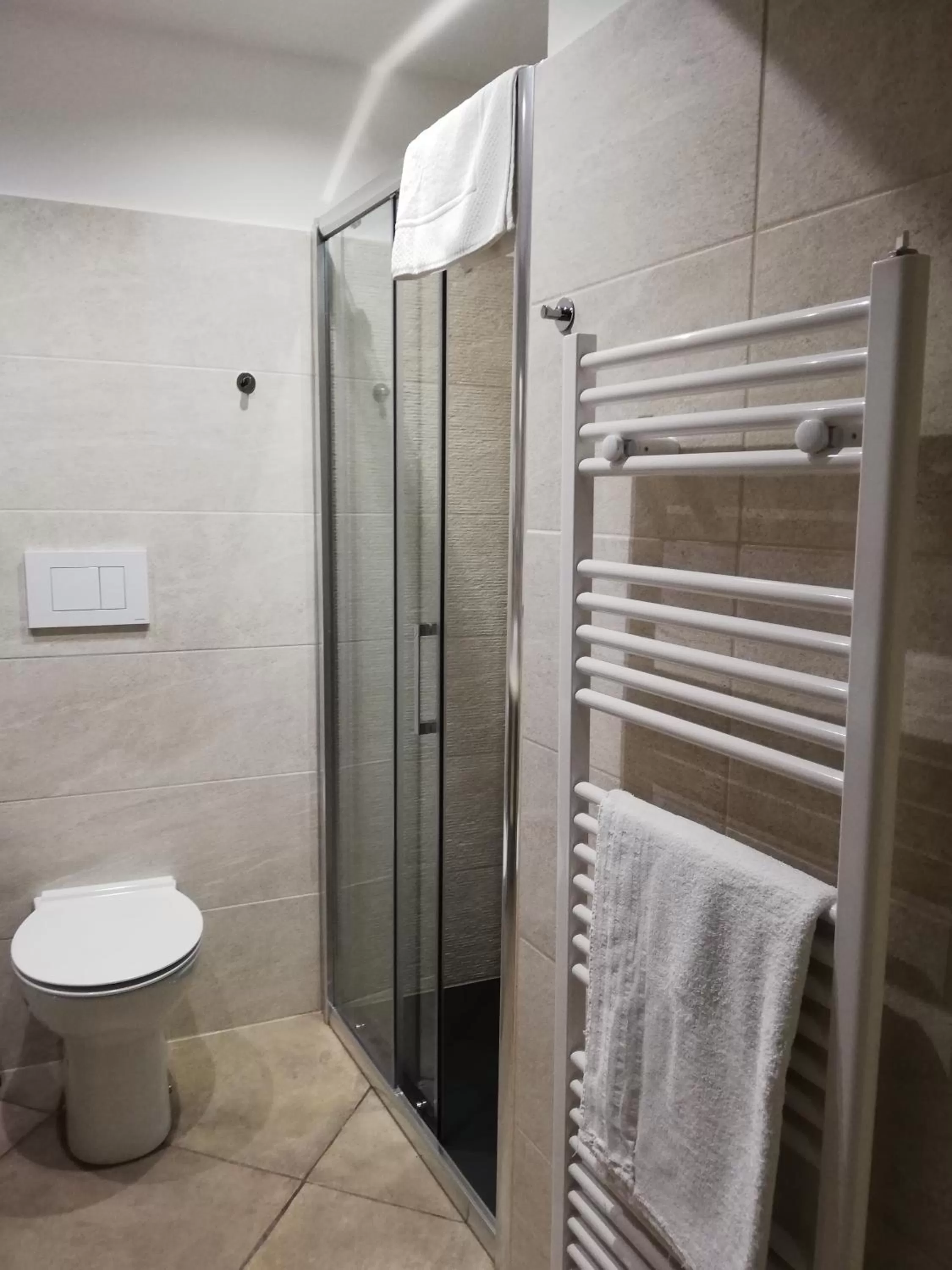 Shower in B&B Del Borgo