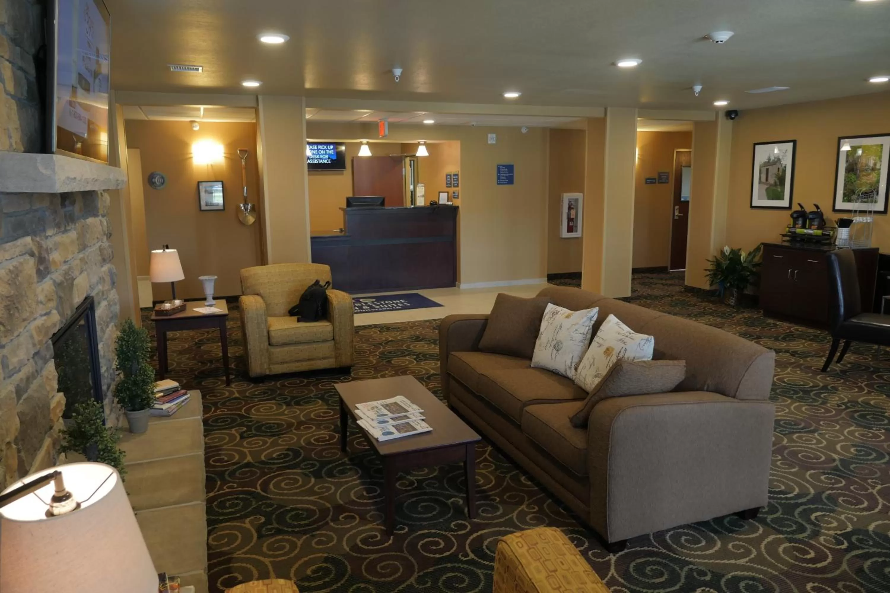 Lobby or reception in Cobblestone Inn & Suites-Winterset