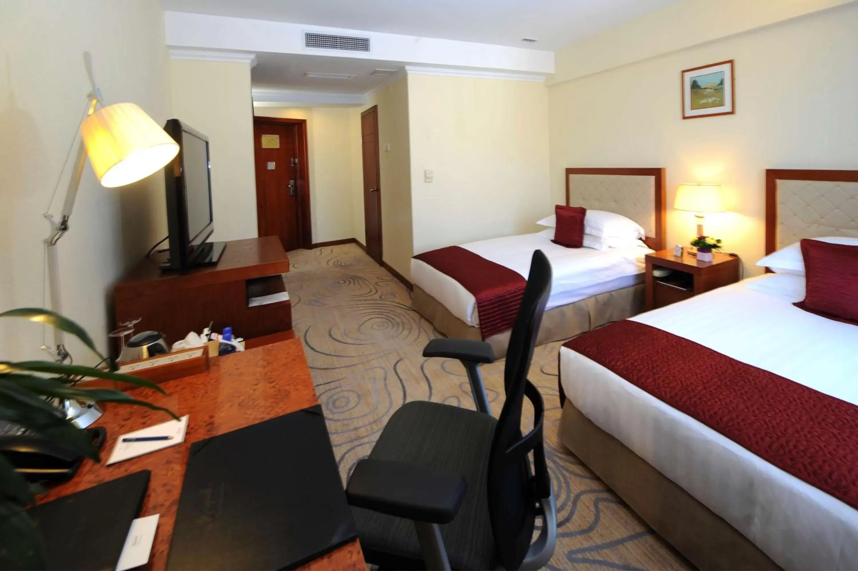 Classic Twin in Kempinski Hotel Khan Palace Classic Twin in Kempinski Hotel Khan Palace