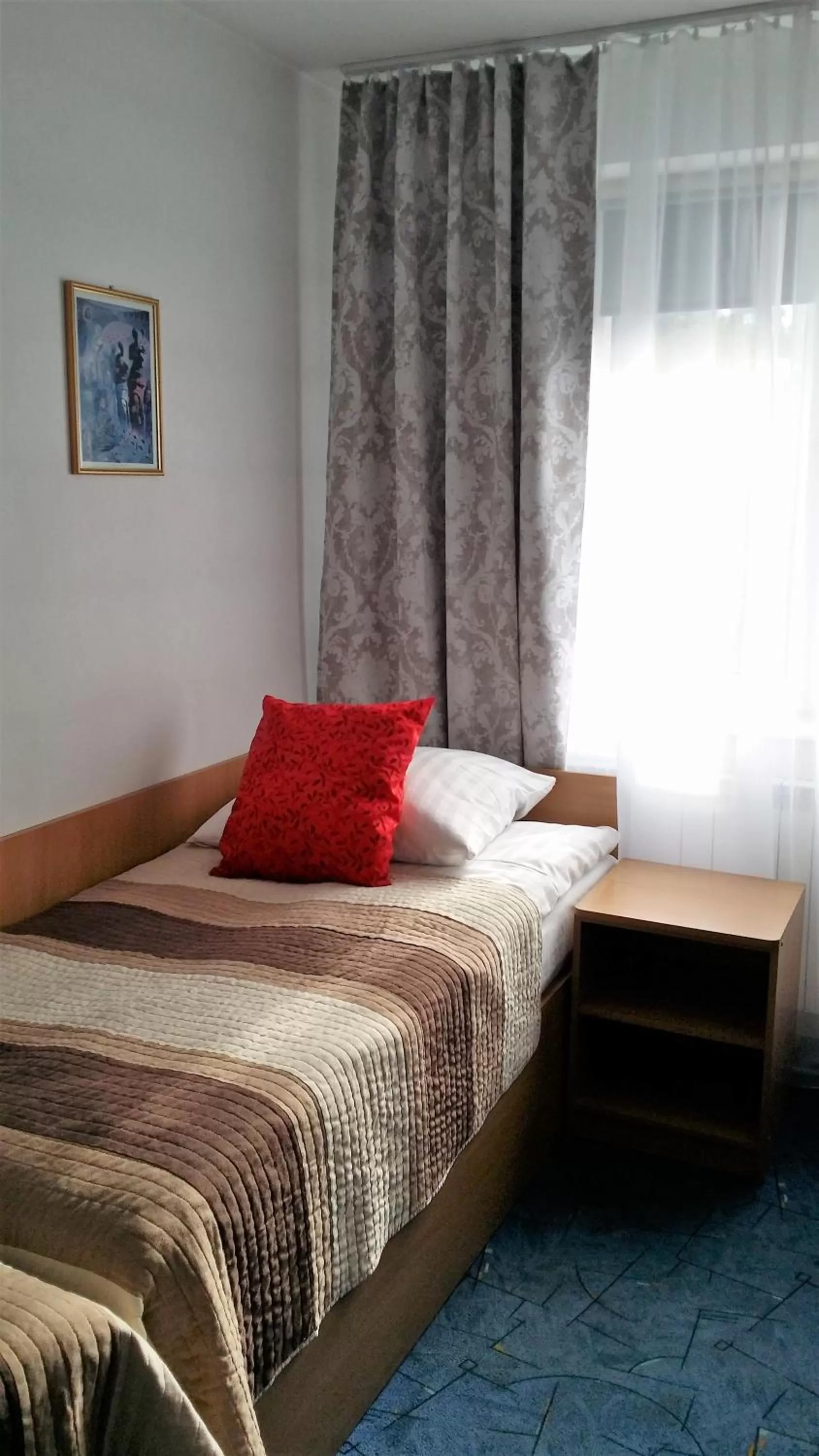 Photo of the whole room, Bed in Hotel As