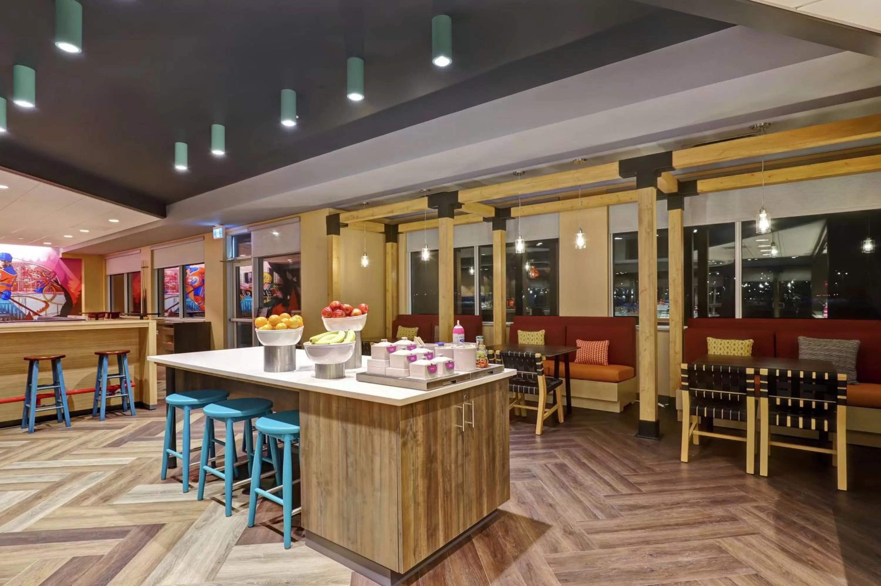 Restaurant/places to eat in Tru By Hilton Edmonton Windermere