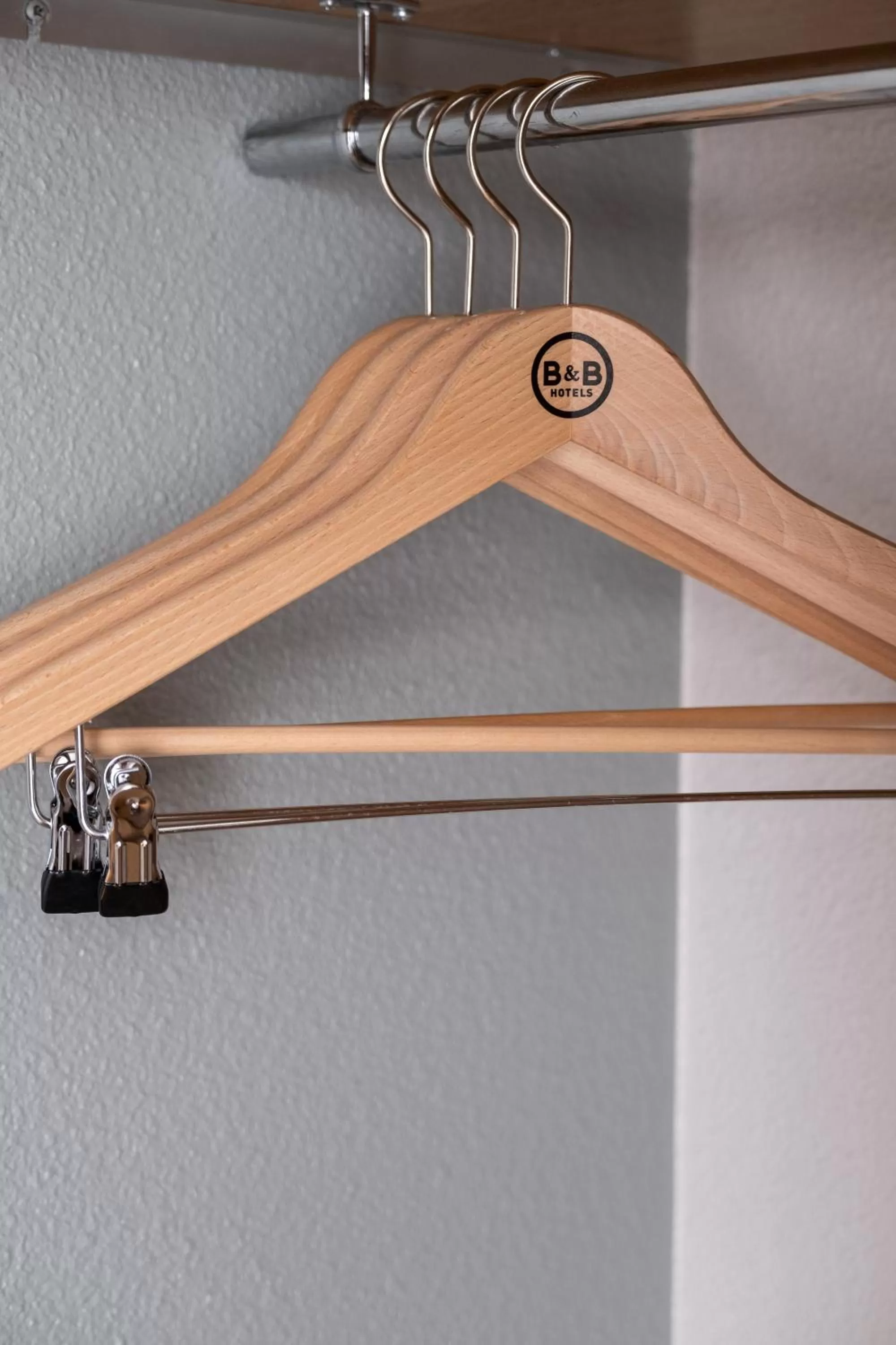 Bedroom in B&B HOTEL Saint-Witz