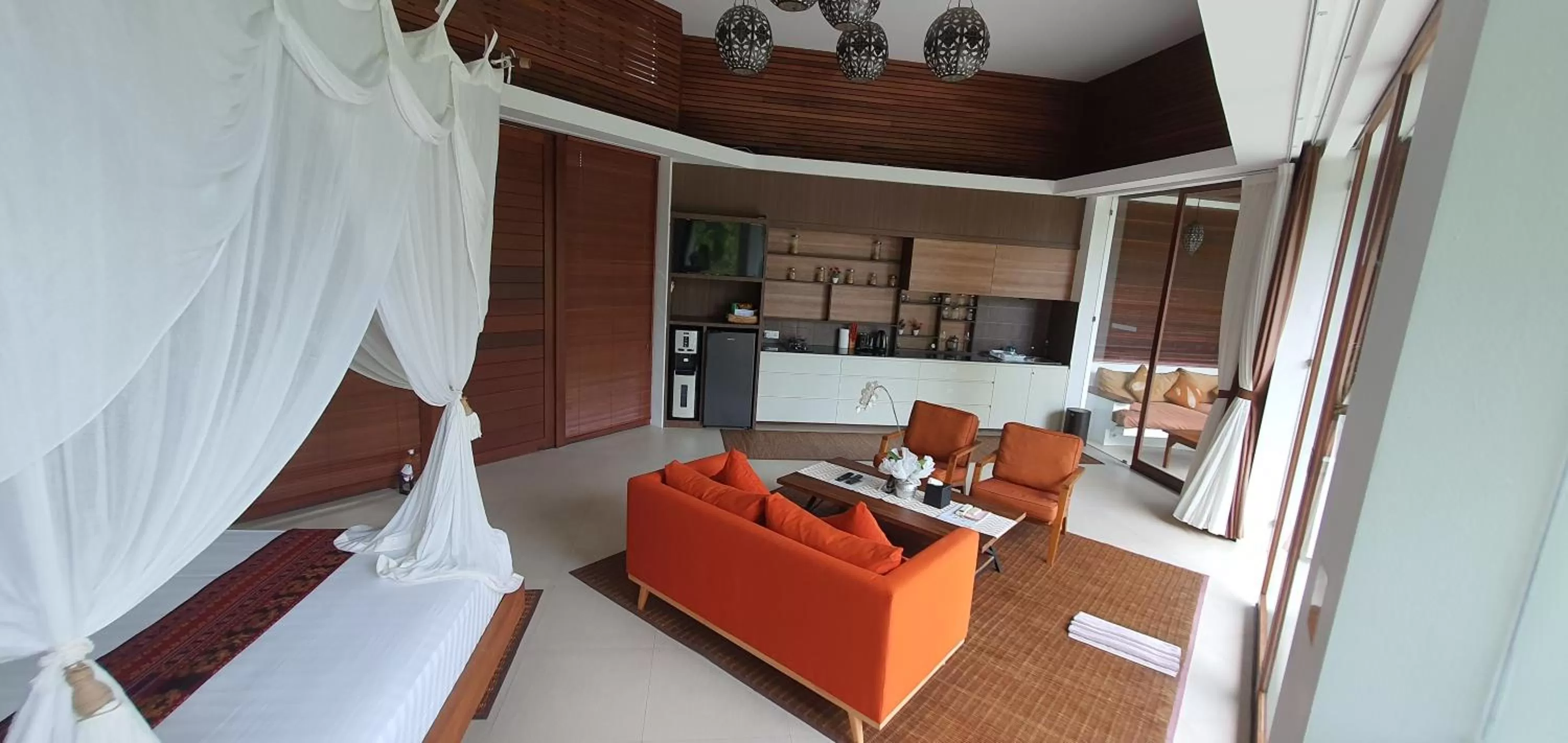 Area and facilities in Cahaya Indah Villas