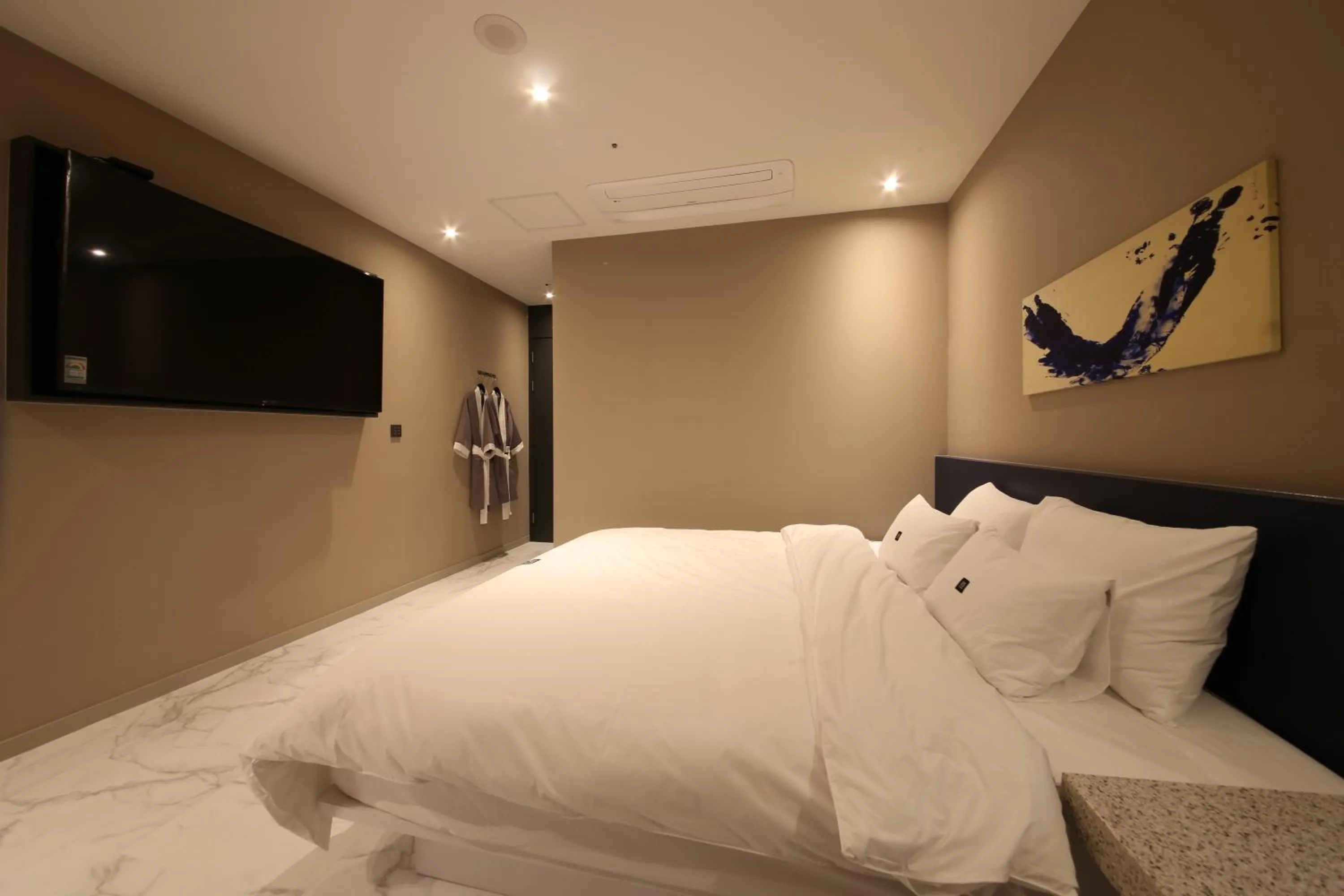 Bed in Zam101 Hotel Gimhae