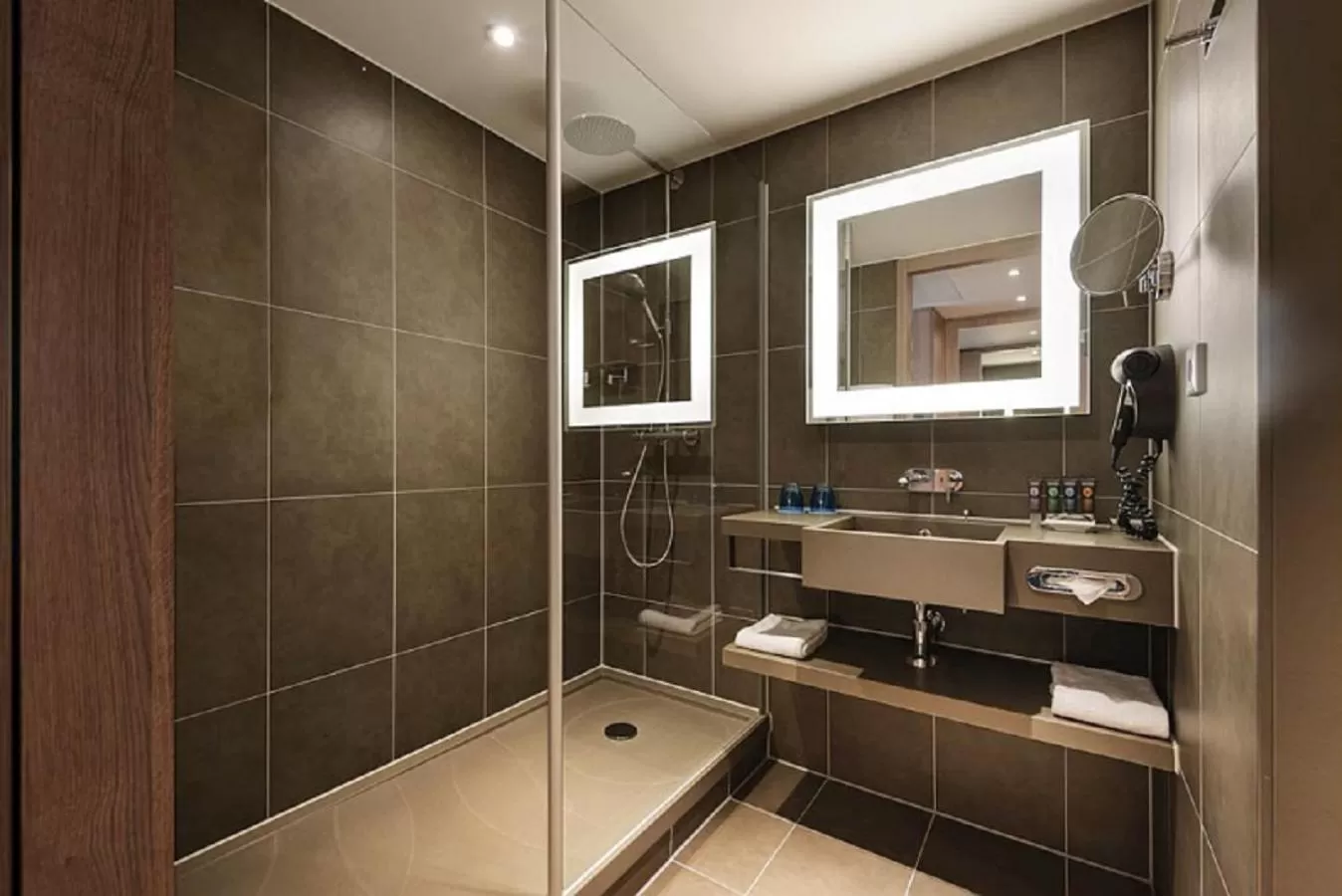 Bathroom in Novotel Paris Nord Expo Aulnay