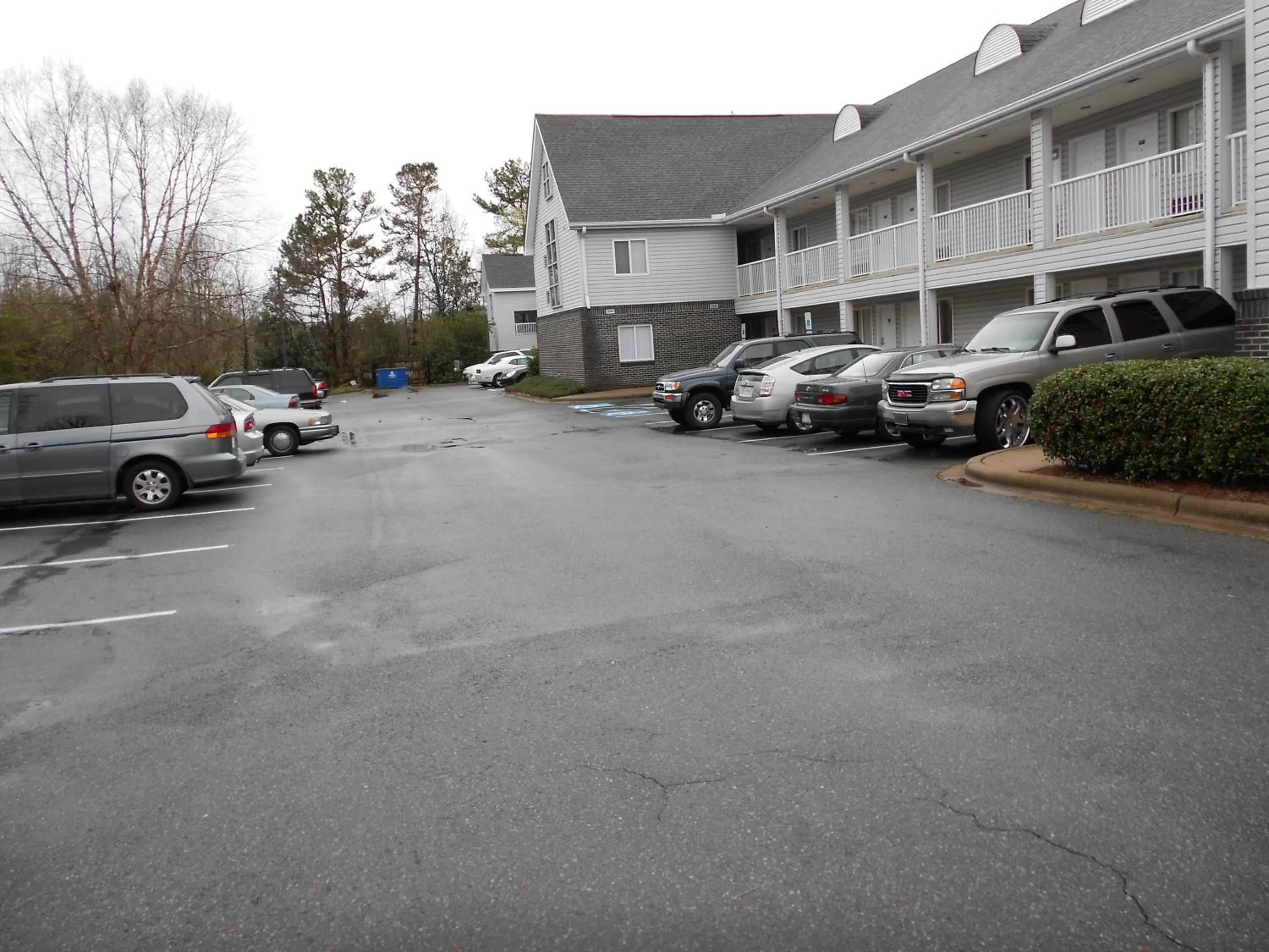 Facade/entrance in Rodeway Inn Charlotte Independence Blvd