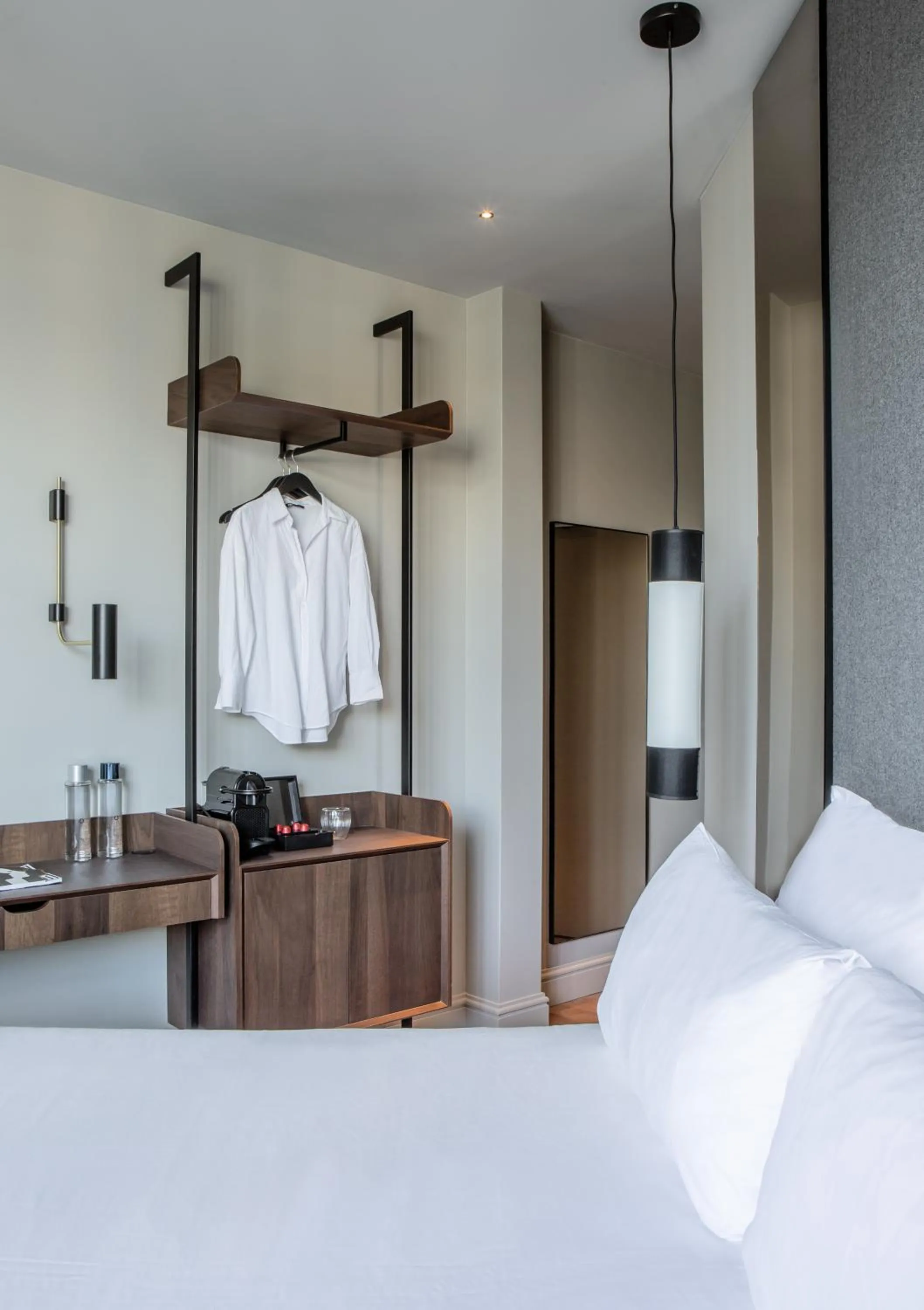 Bed in Hotel Flanelles Paris