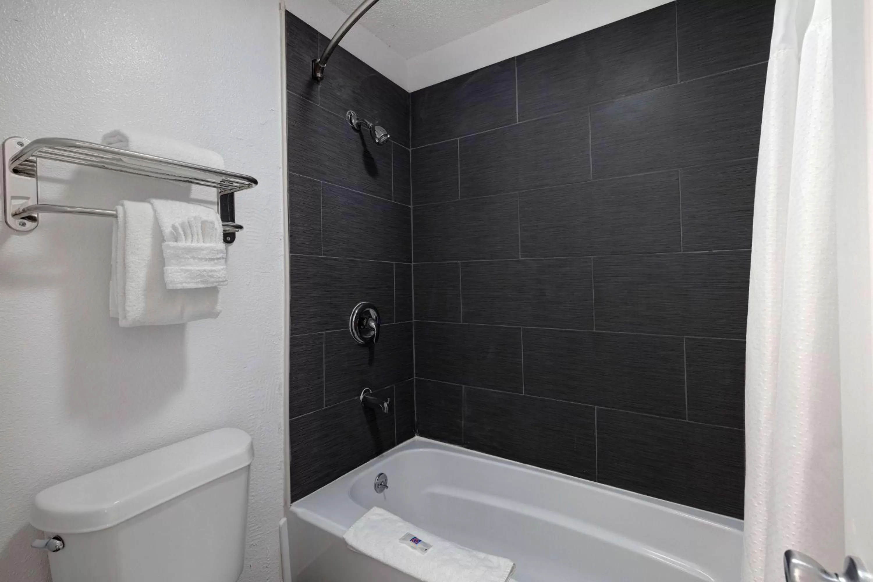 Bathroom in Studio 6 Branson West MO Silver Dollar City