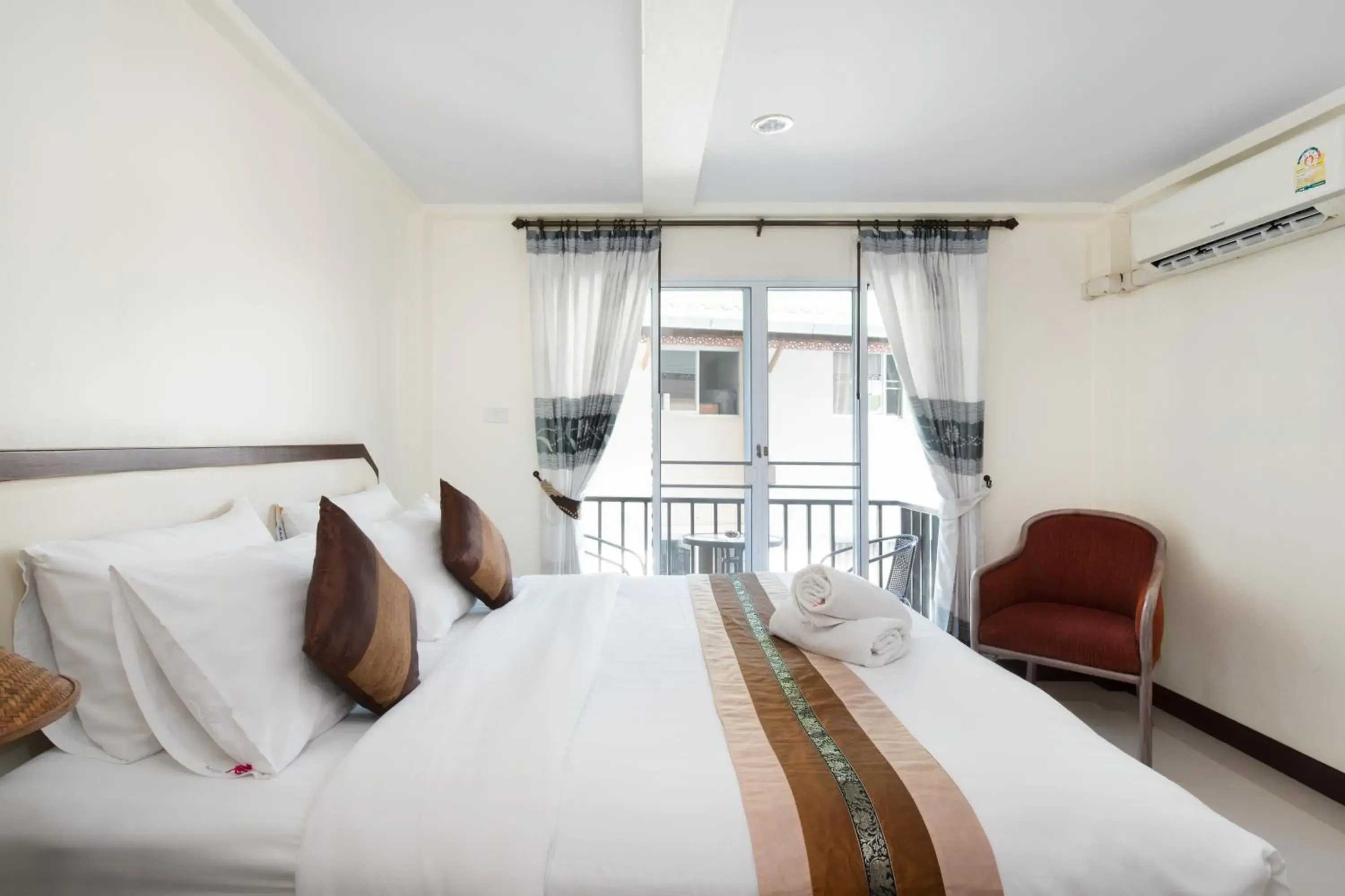 Deluxe Double Room in Manee Cool Mueang Deluxe Double Room in Manee Cool Mueang