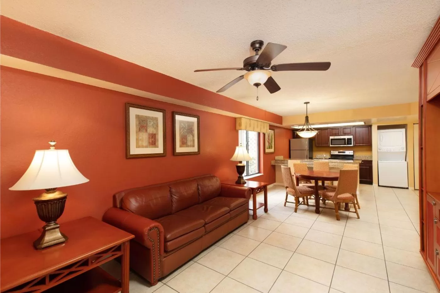Two-Bedroom Apartment in Beautiful Condo Near Disney World