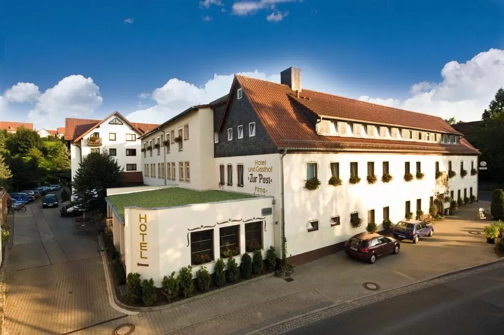 Facade/entrance, Property Building in Hotel Zur Post