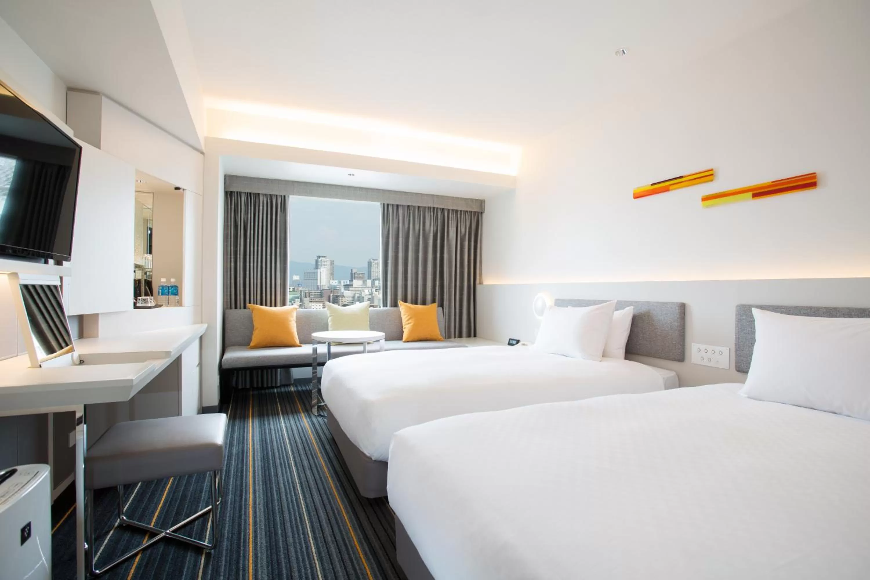 Day, Bed in Hotel Nikko Osaka