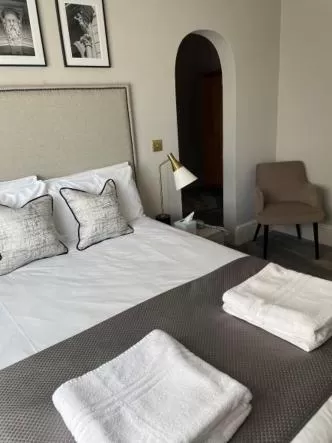 Standard Double Room in The Burlington